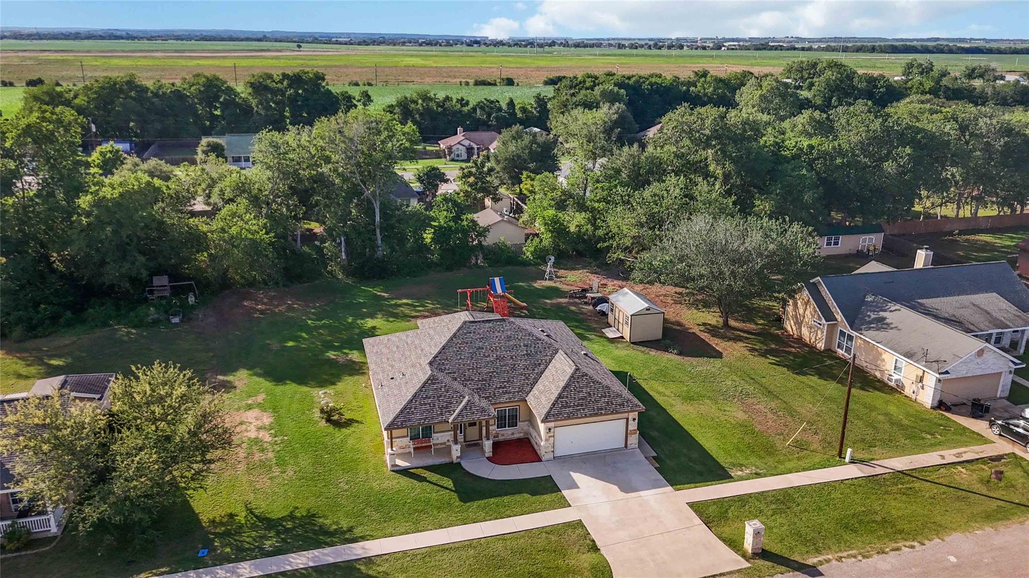 285 Hummingbird Way, Martindale, TX 78655