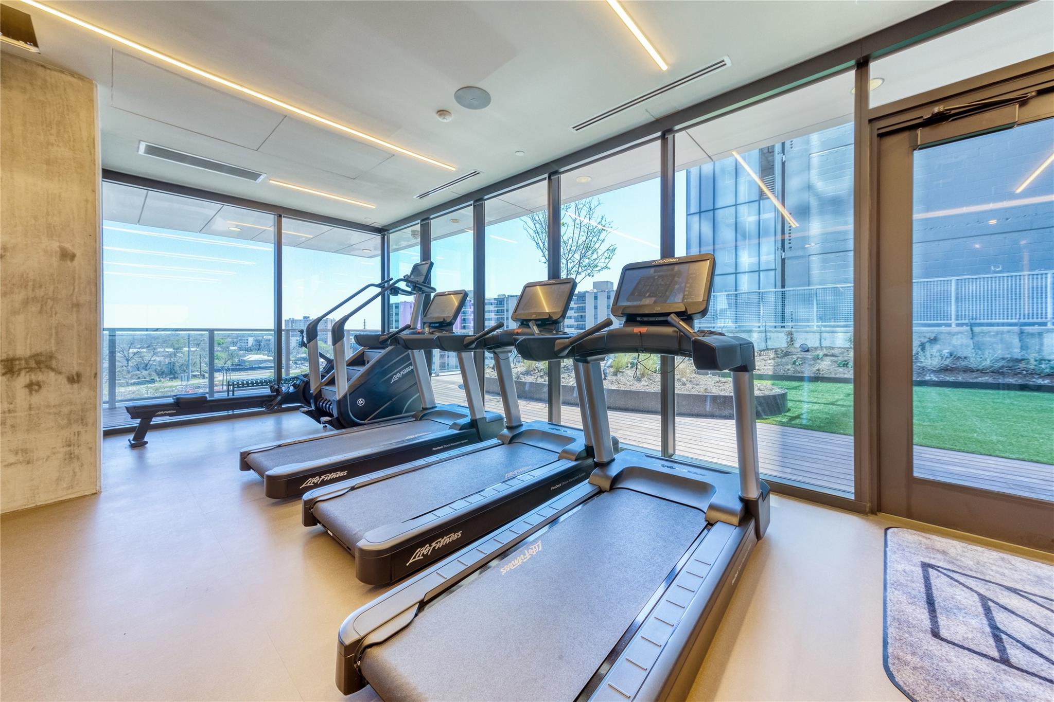 48 East Ave #2611, Austin, TX 78701