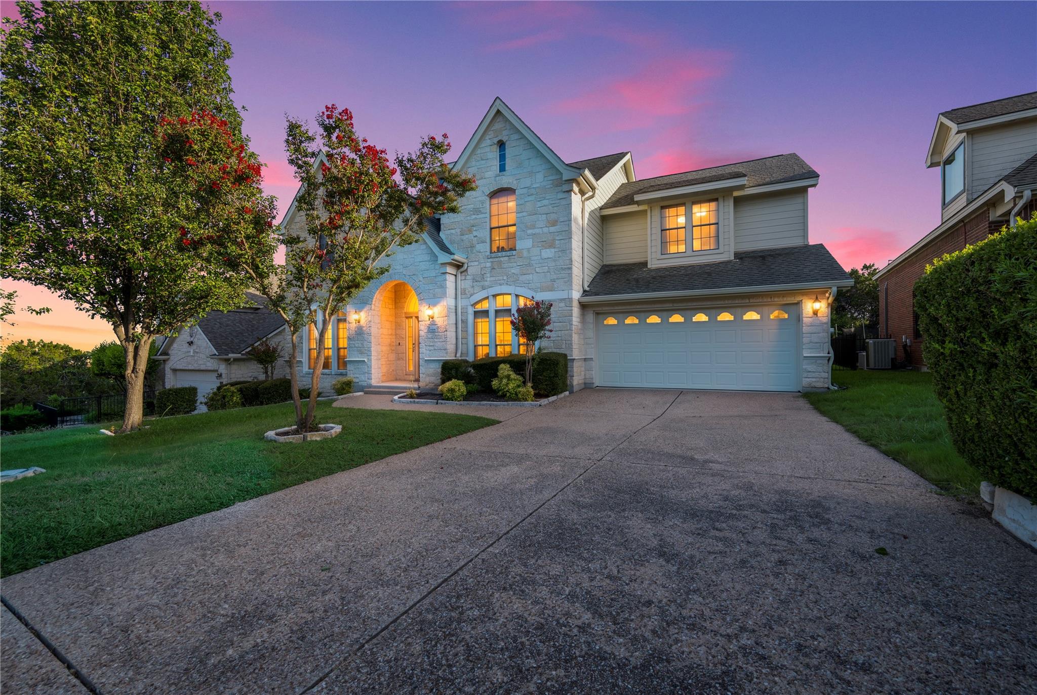 10025 Dianella LN, Austin, TX 78759
