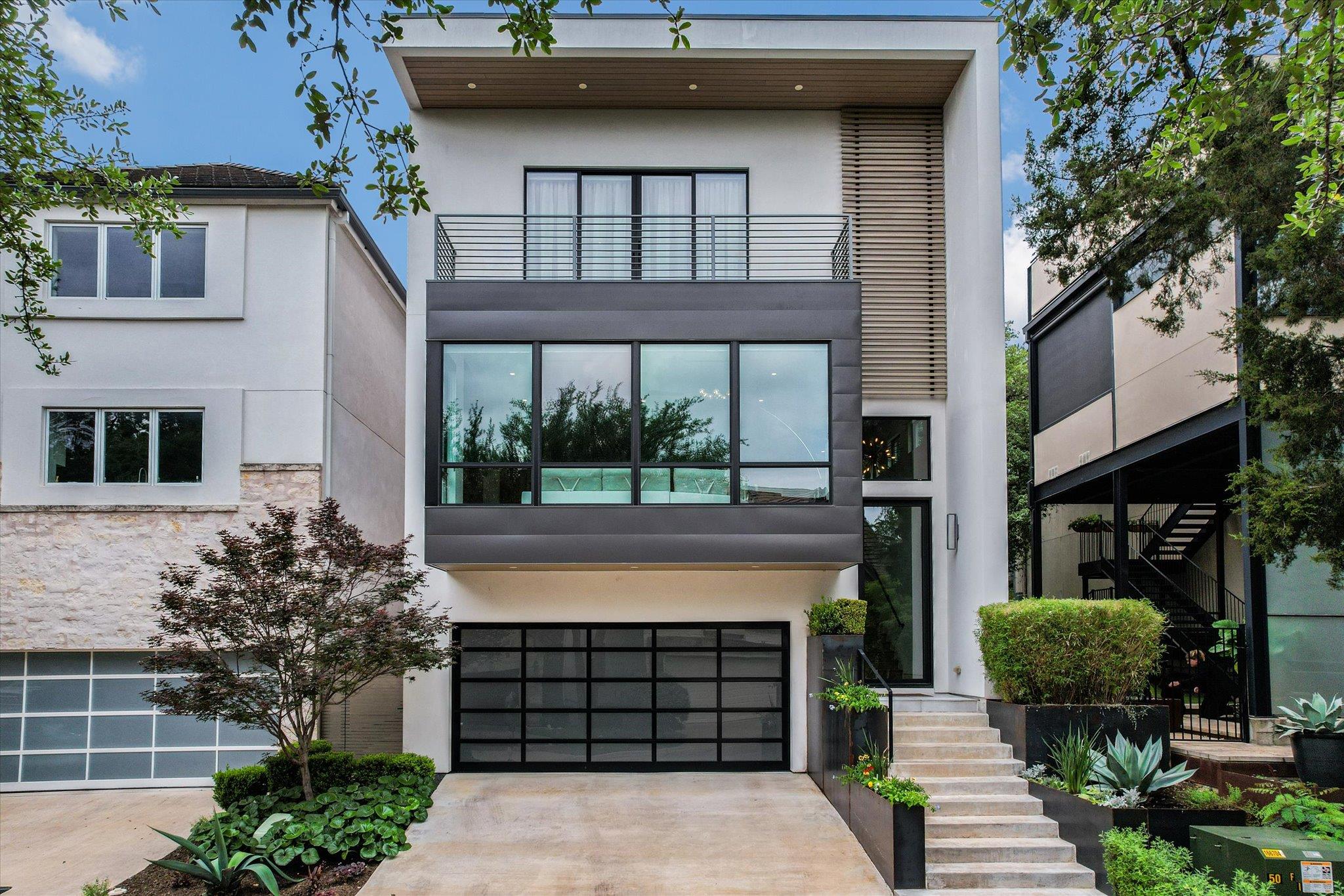 2004 Rue De St Tropez, Austin, TX 78746