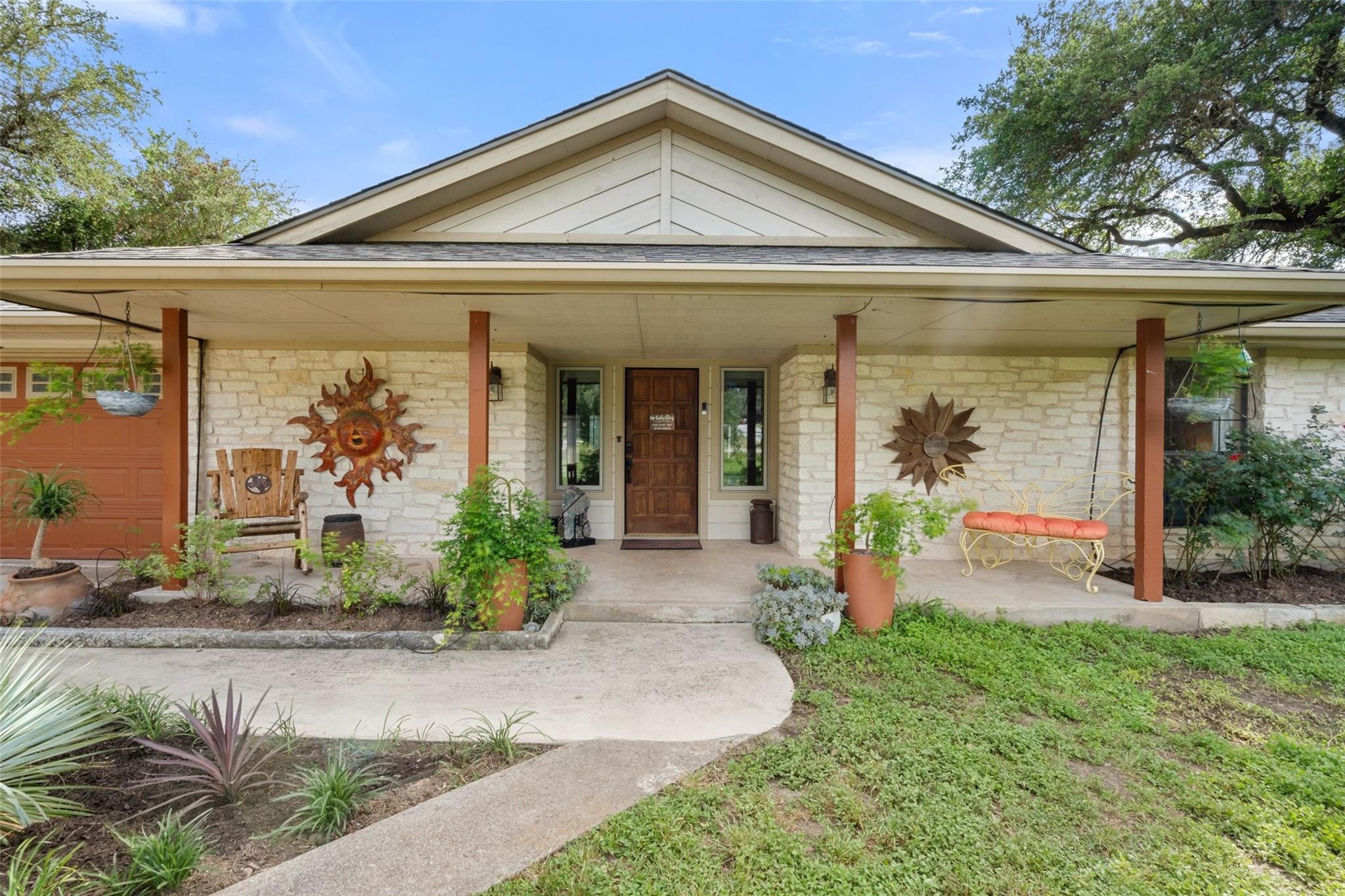 9905 Murmuring Creek DR, Austin, TX 78736