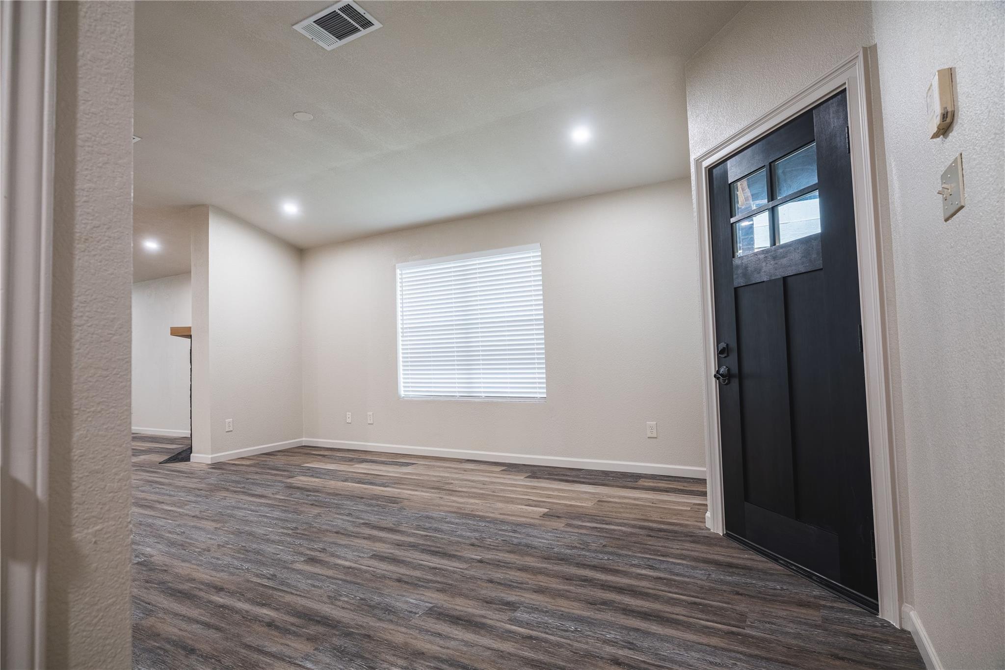 1205 Gazania DR, Pflugerville, TX 78660