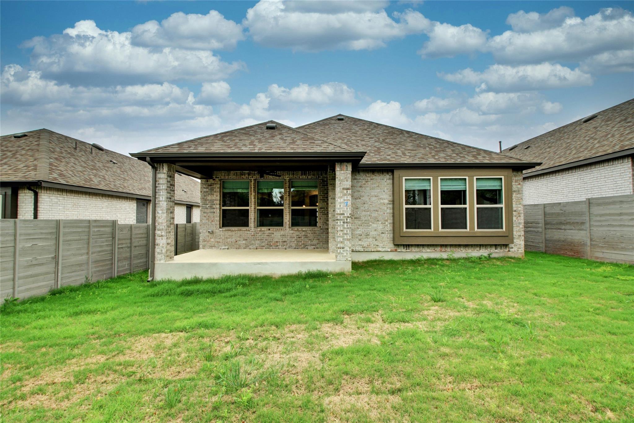 633 Pecan Bottom TRL, Georgetown, TX 78628
