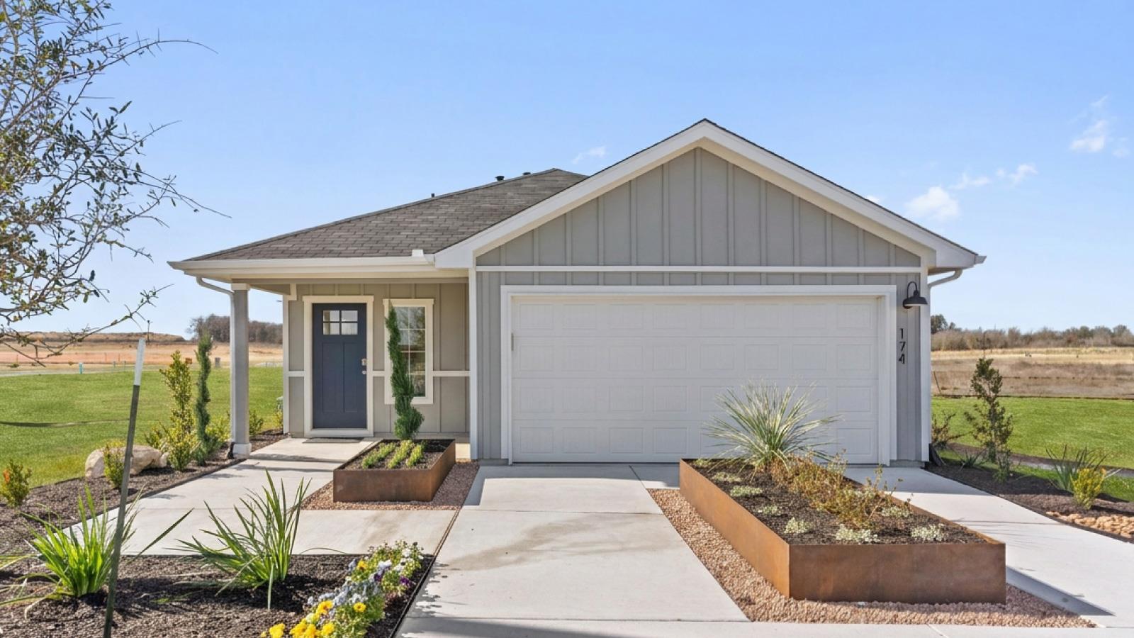 174 Ebbsfleet DR, Uhland, TX 78640