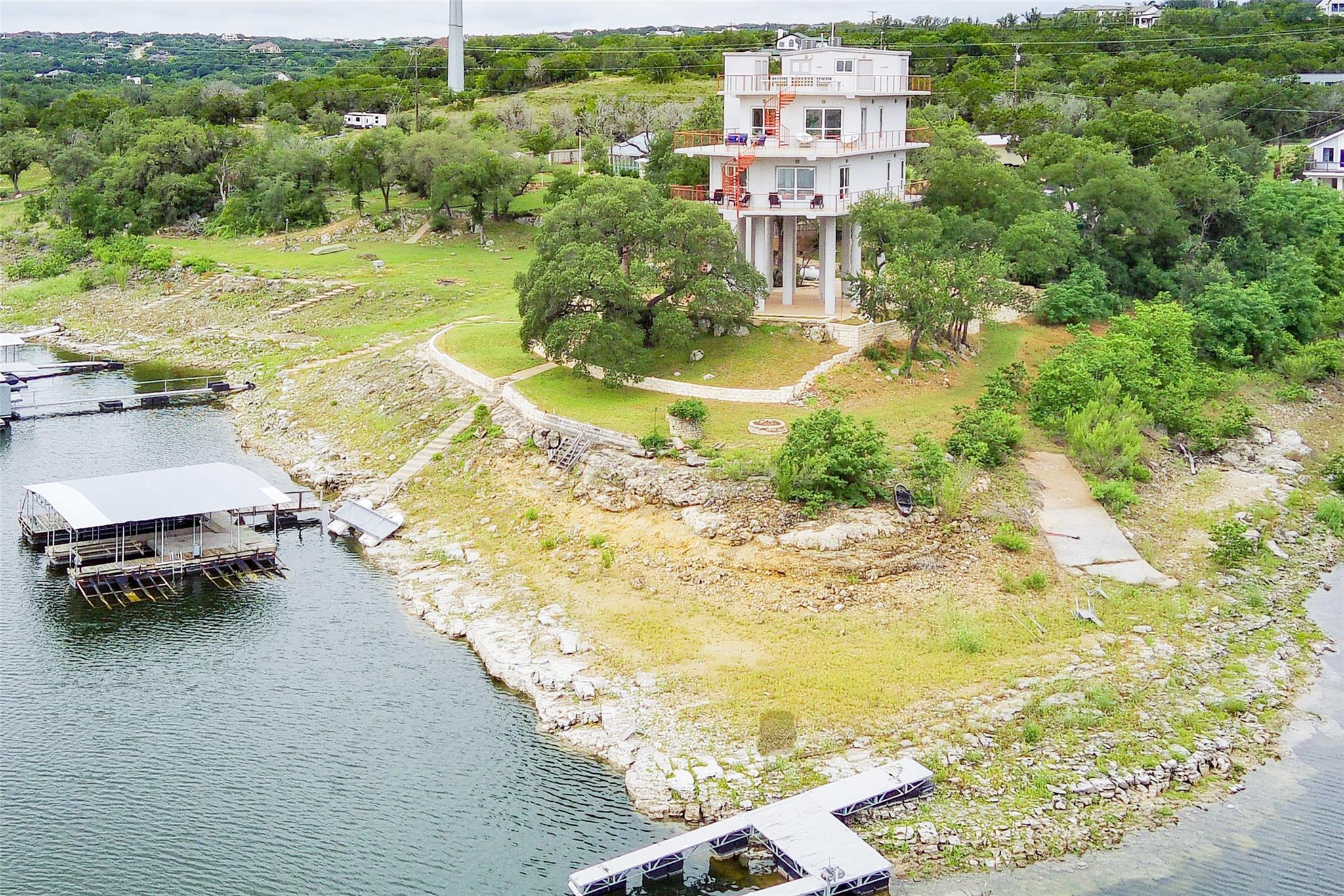20202 Barnett Glenn RD, Spicewood, TX 78669
