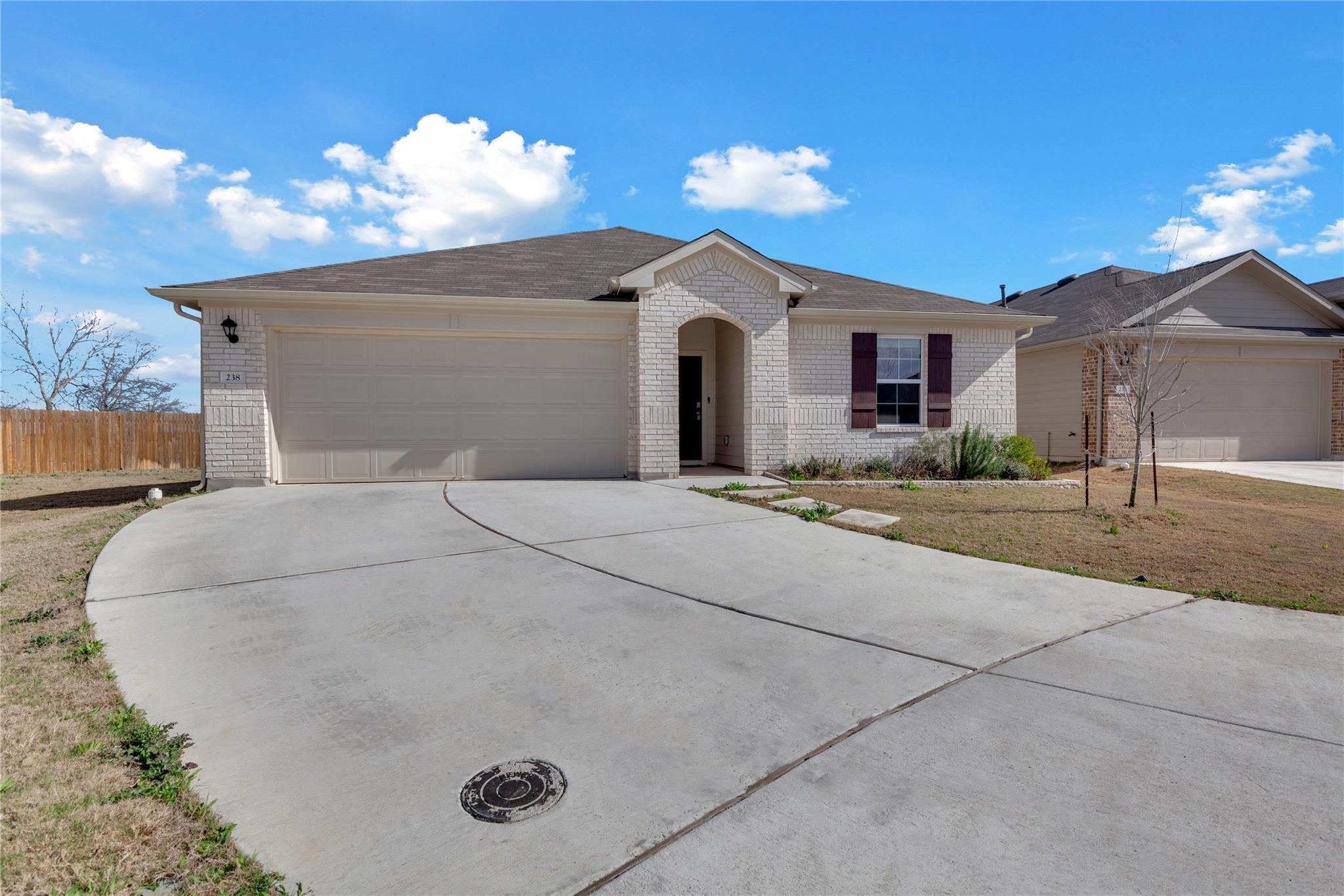 238 Sickle Loop, Uhland, TX 78640