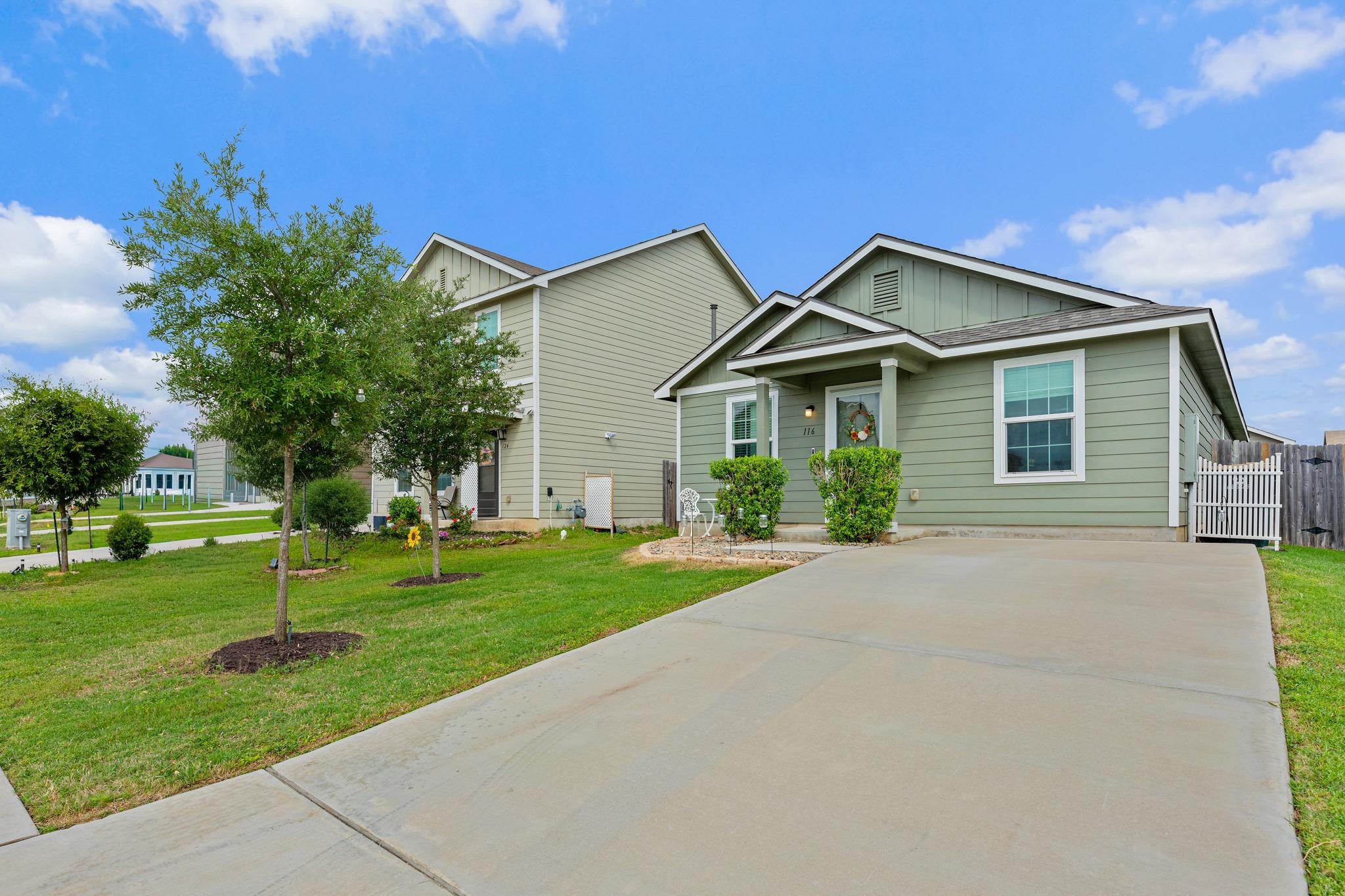 116 Soapstone Ps, Maxwell, TX 78656