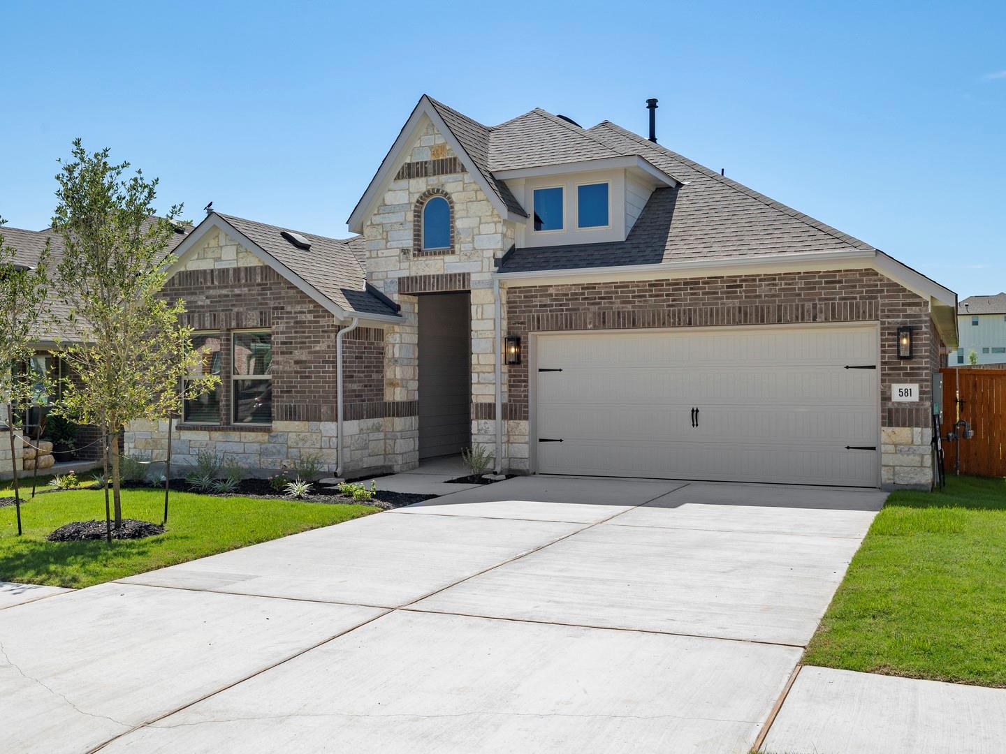 581 Biscayne Bay BND, Kyle, TX 78640