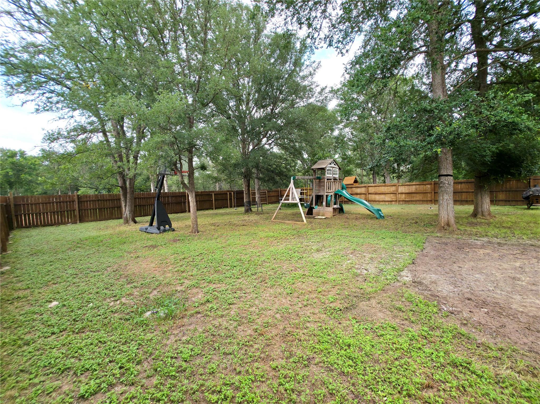 406 Nene LN, Bastrop, TX 78602