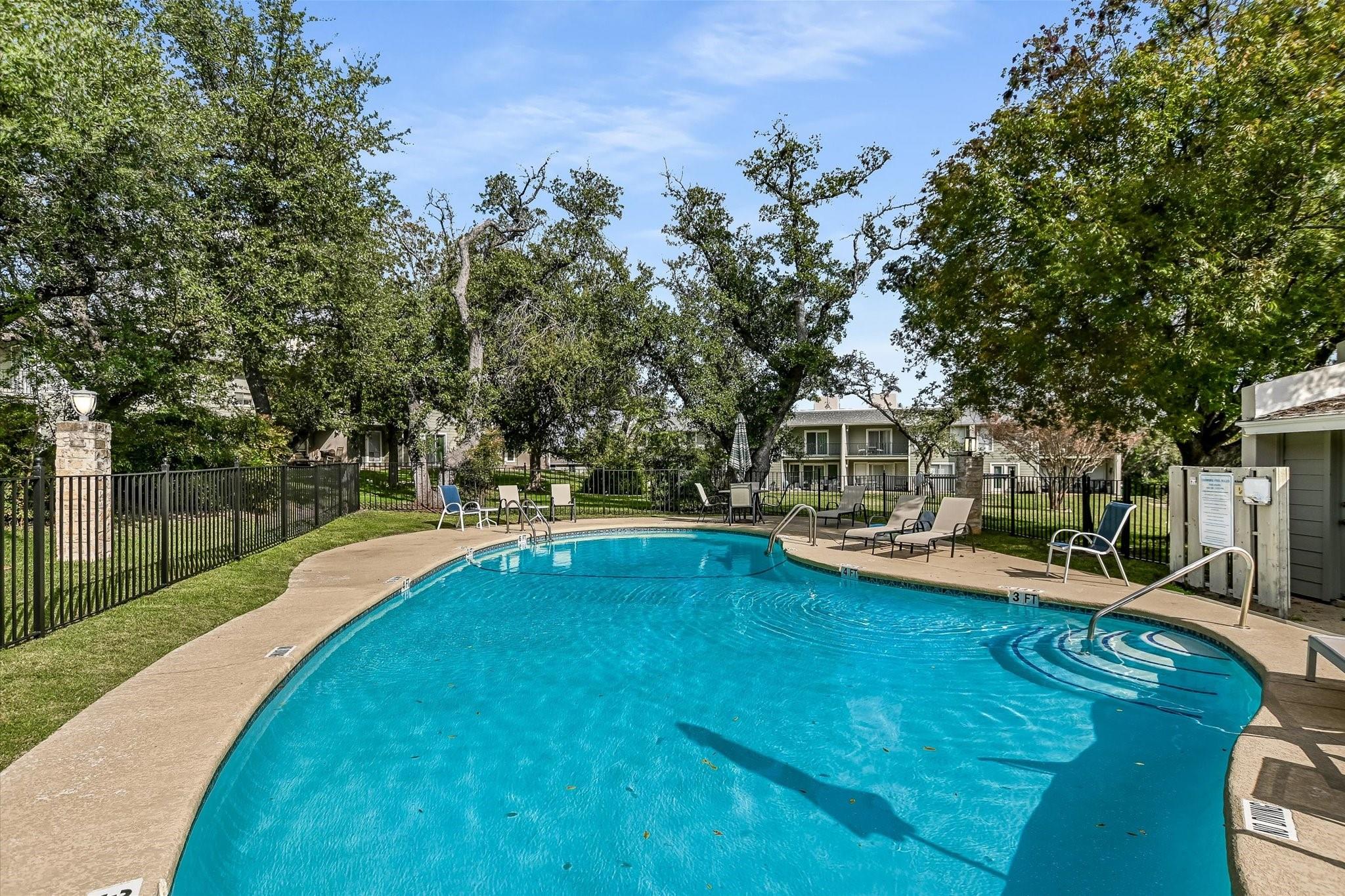 100 Lido CIR #G1, Lakeway, TX 78734
