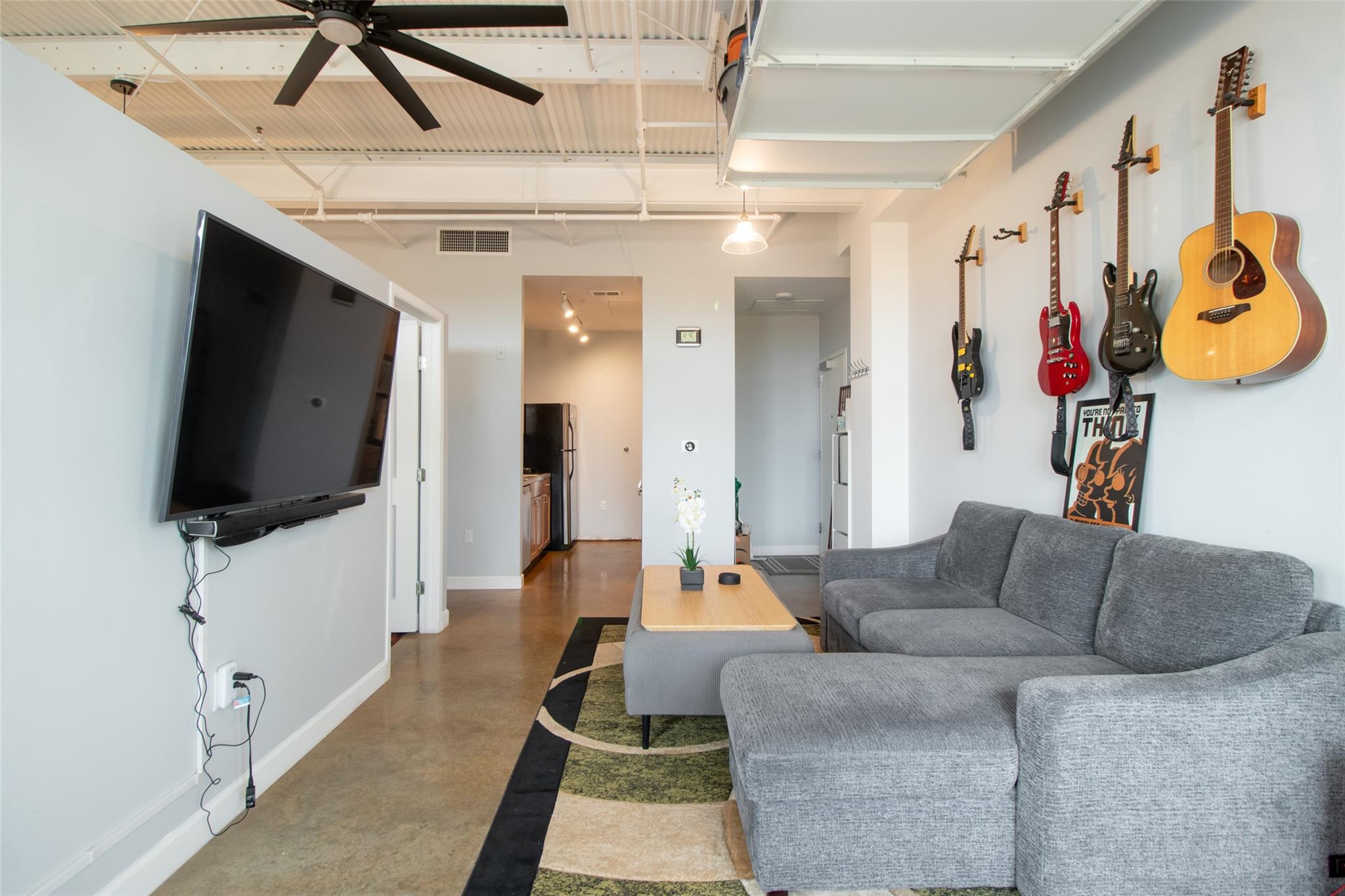 2401 E 6th ST #6100, Austin, TX 78702