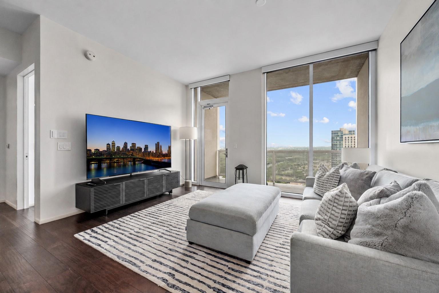 301 West Ave #3208, Austin, TX 78701