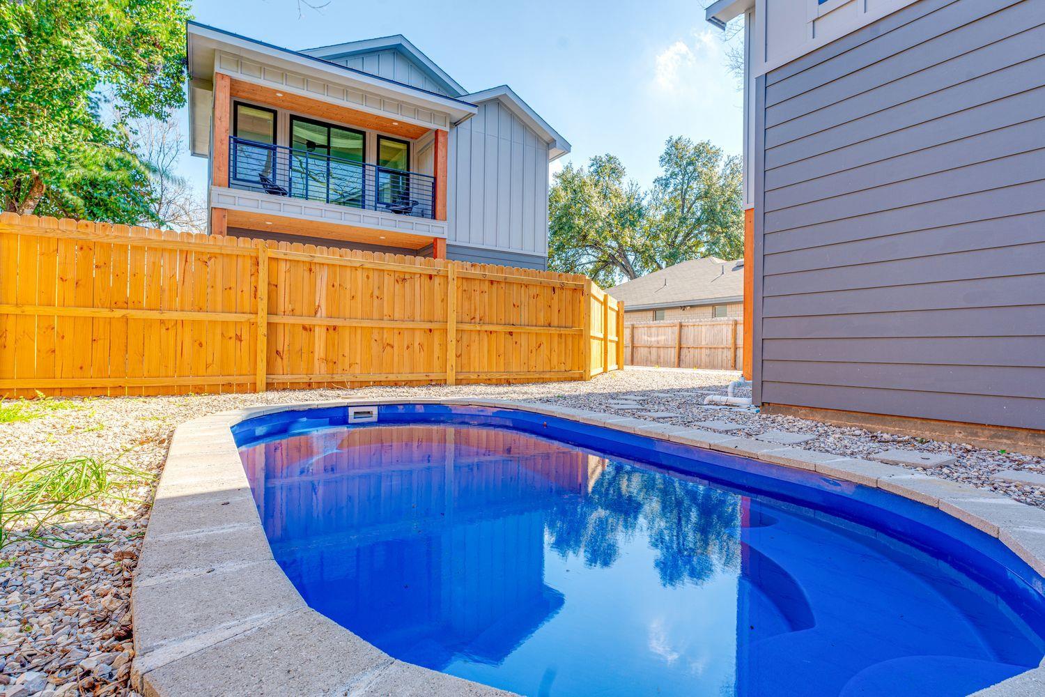 910 Tillery ST, Austin, TX 78702
