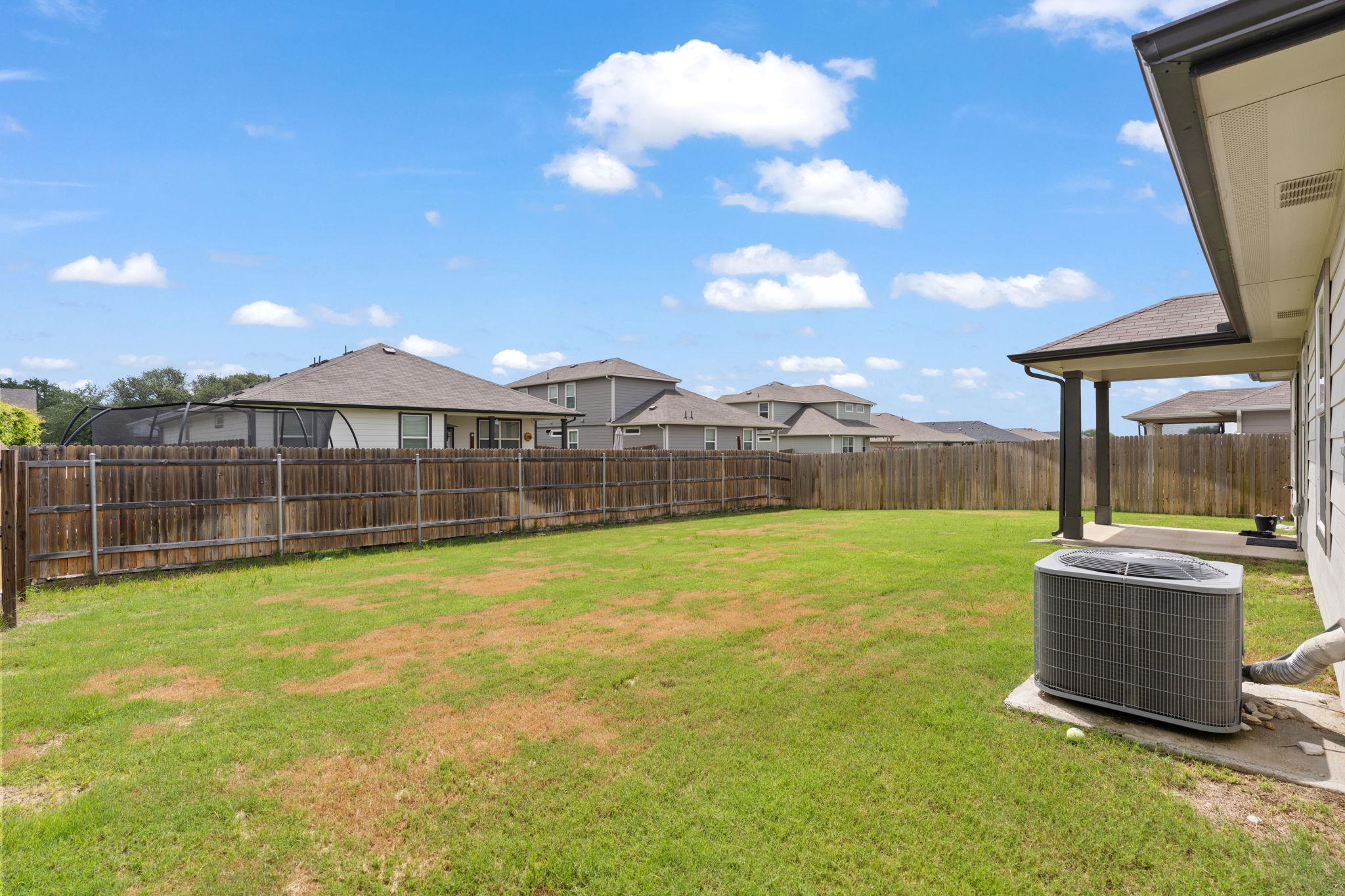 215 Bunting LN, Bertram, TX 78605