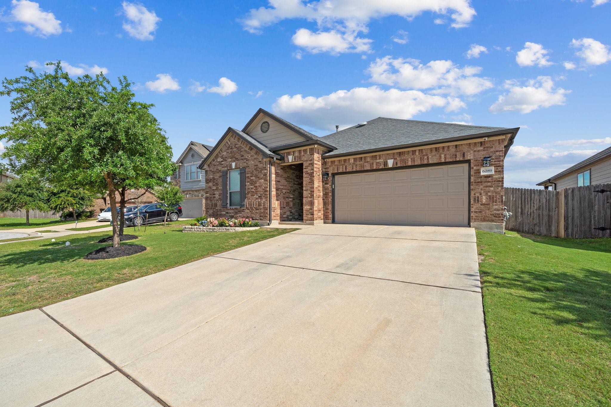 6289 Mantalcino DR, Round Rock, TX 78665