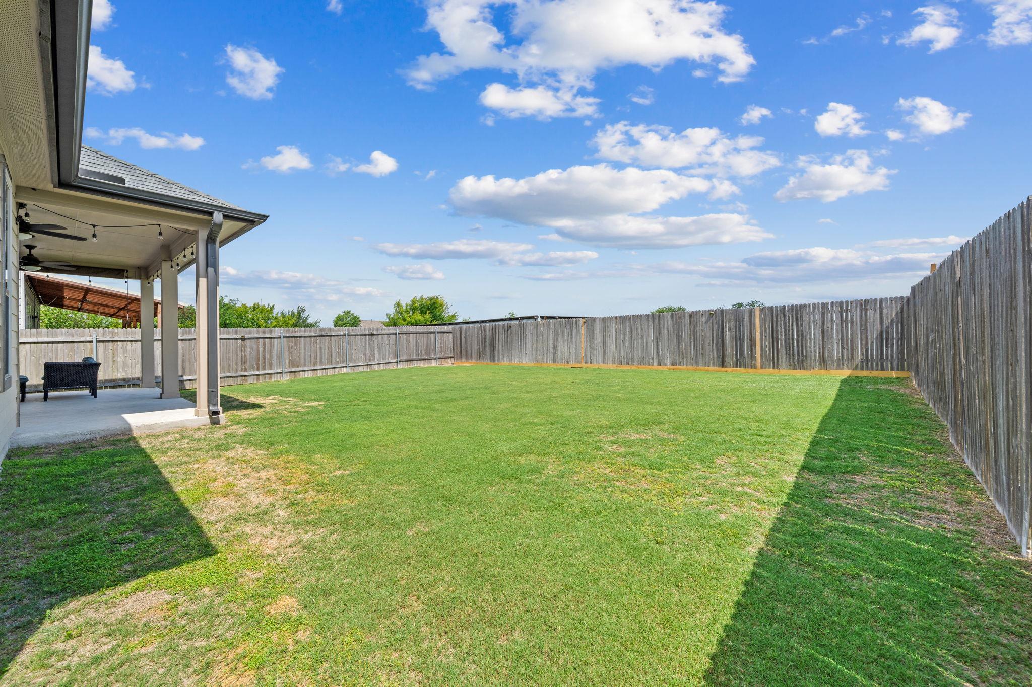 6289 Mantalcino DR, Round Rock, TX 78665