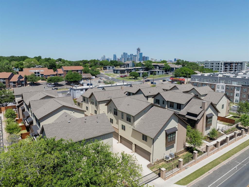 2209 Woodland Ave #1202, Austin, TX 78741