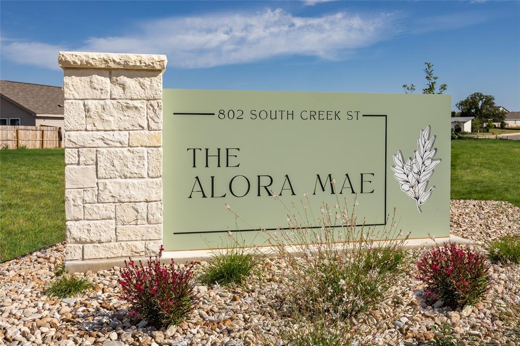 802 S Creek ST #100, Fredericksburg, TX 78624