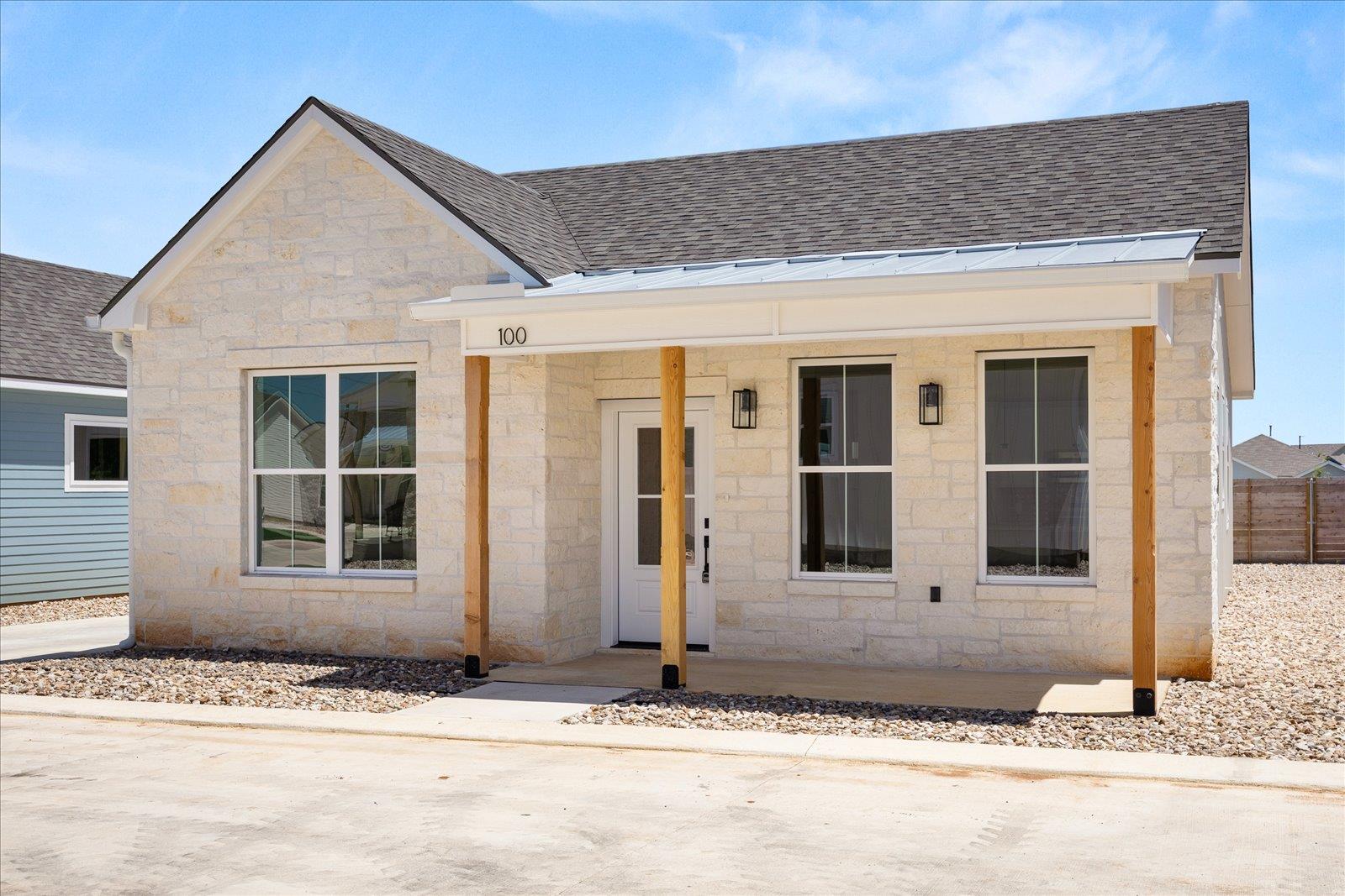 802 S Creek ST #100, Fredericksburg, TX 78624