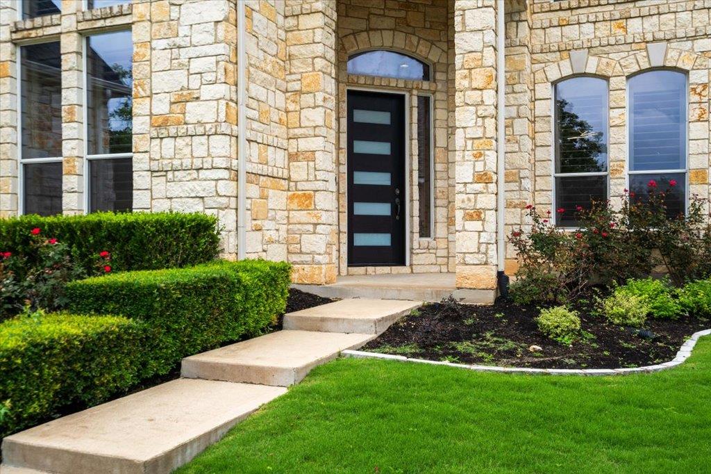 219 Varco DR, Austin, TX 78738