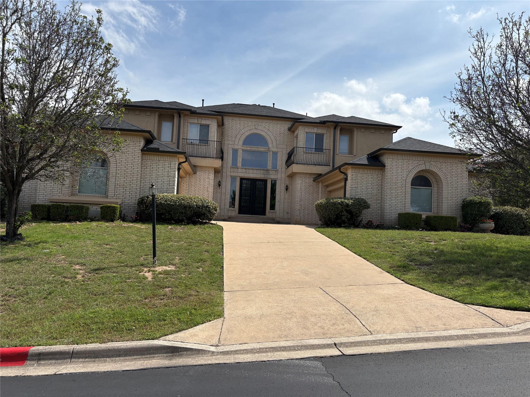 404 Aria DR, Austin, TX 78738
