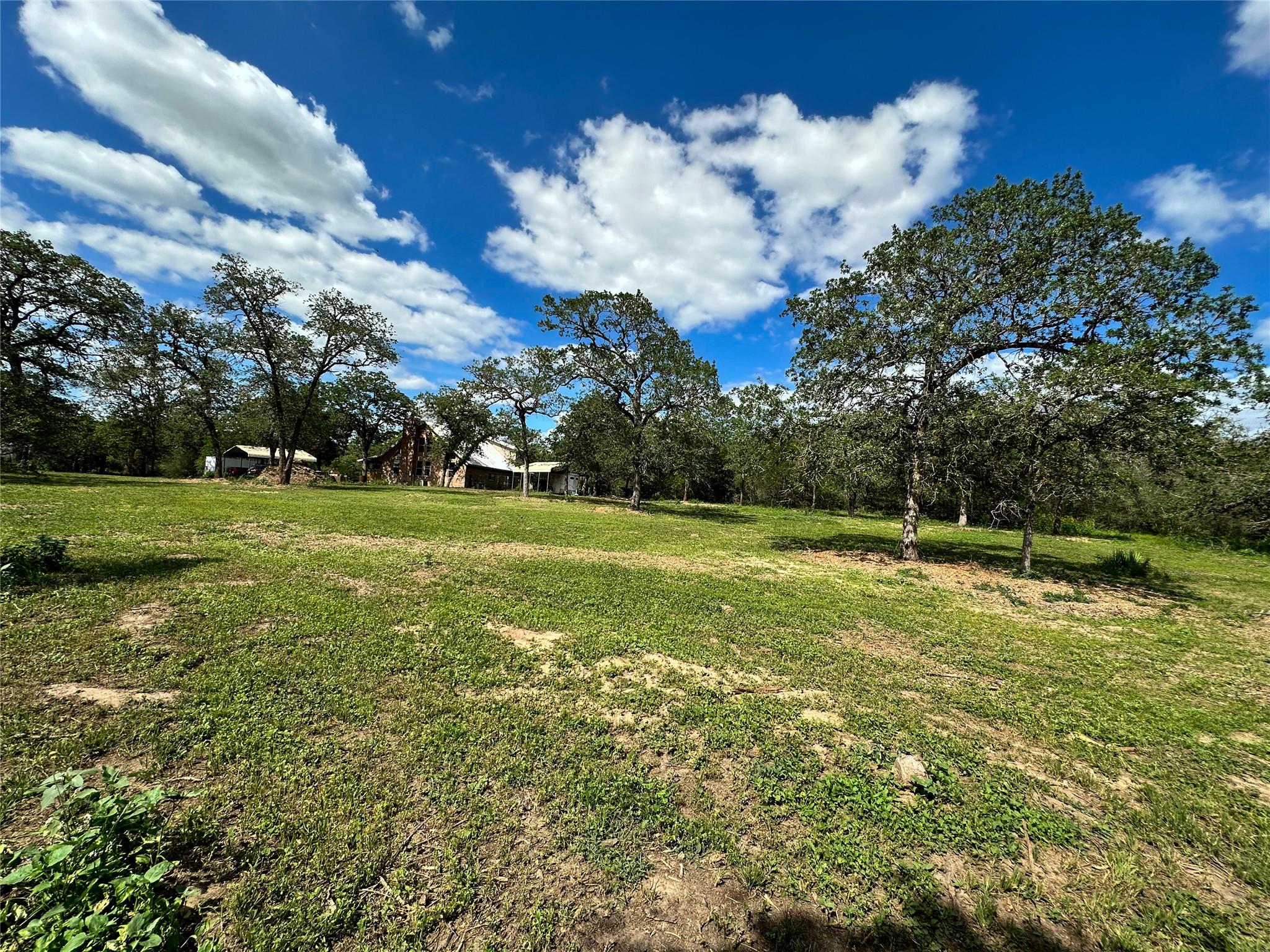 380 Woodlands DR, Bastrop, TX 78602