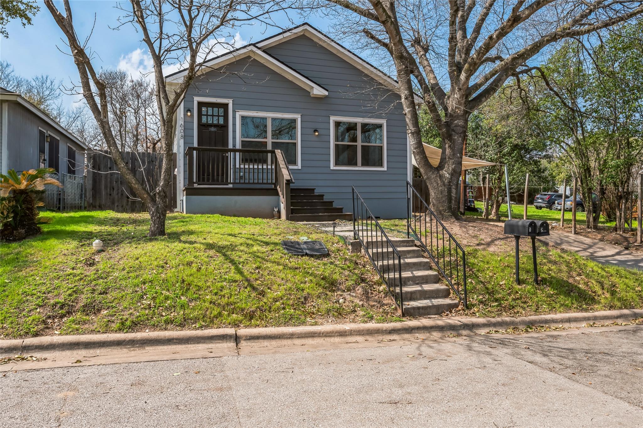 1608 Ulit Ave #A, Austin, TX 78702