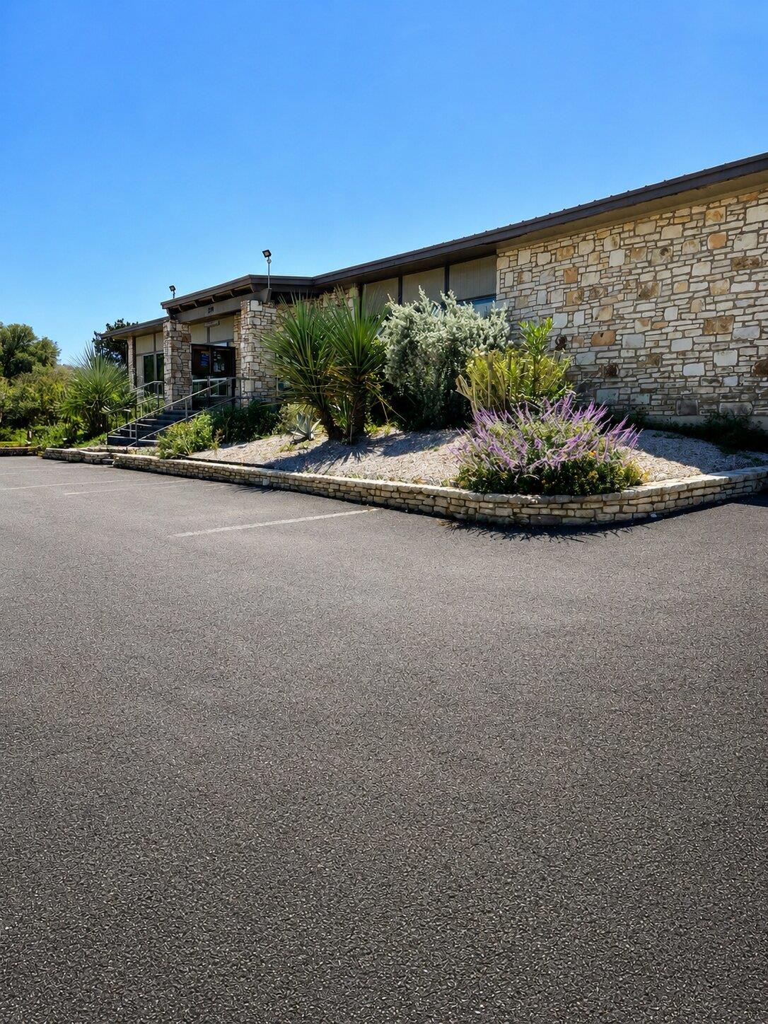 1427 Bonnyview DR, Canyon Lake, TX 78133