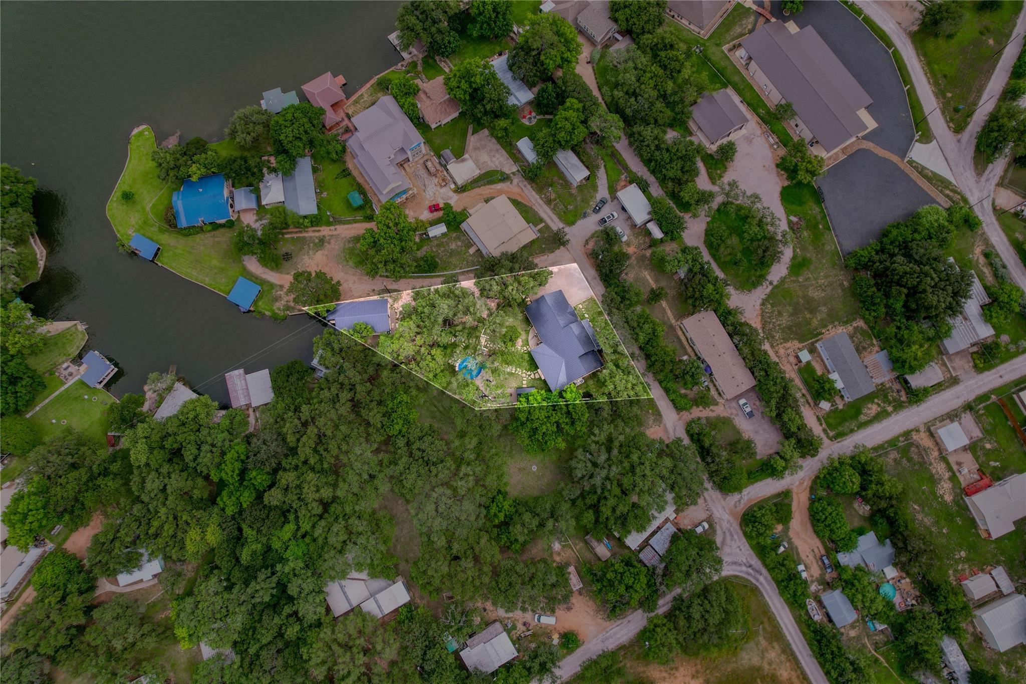 2001 Granite Cove RD, Kingsland, TX 78639