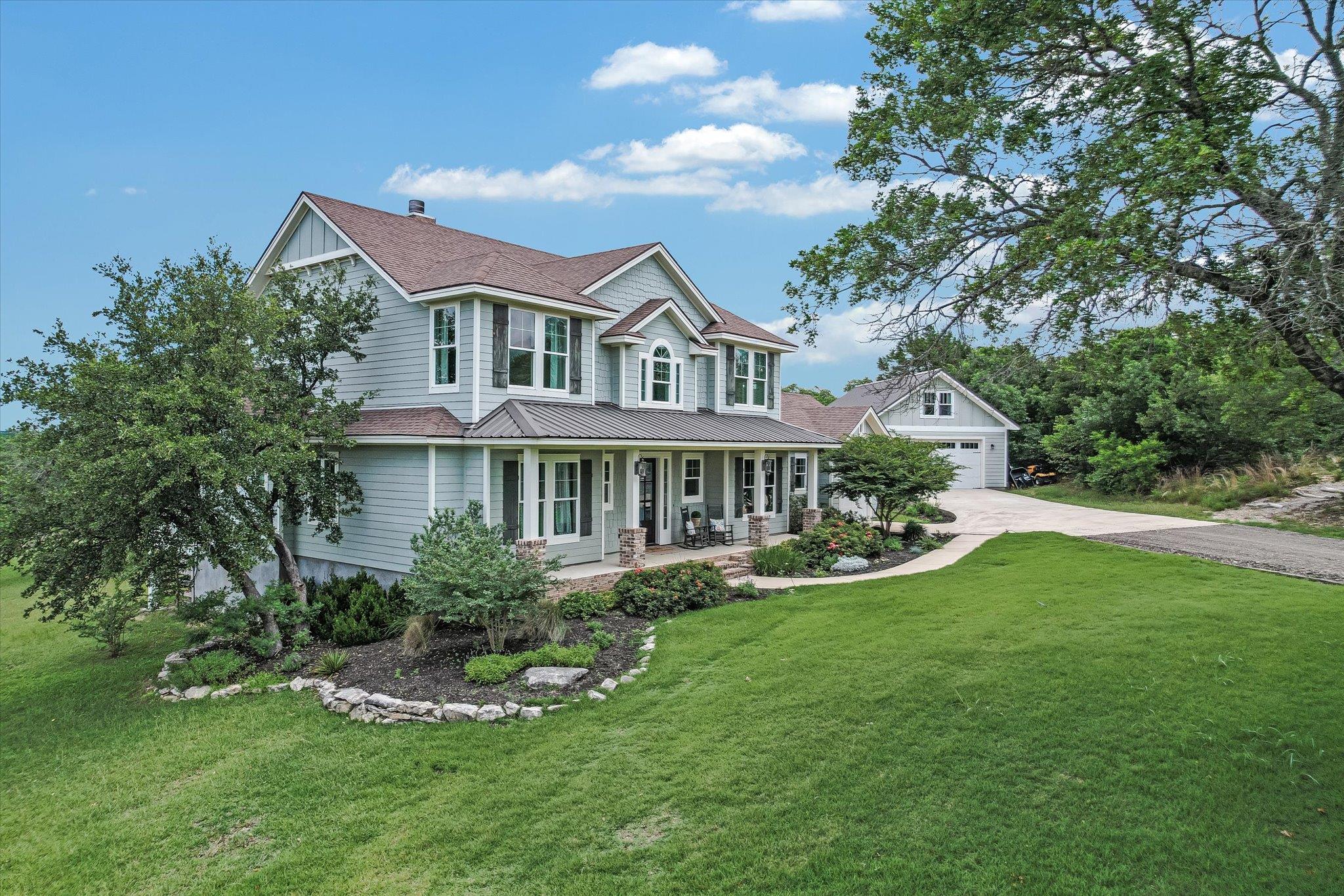 600 Abbey RD, Liberty Hill, TX 78642