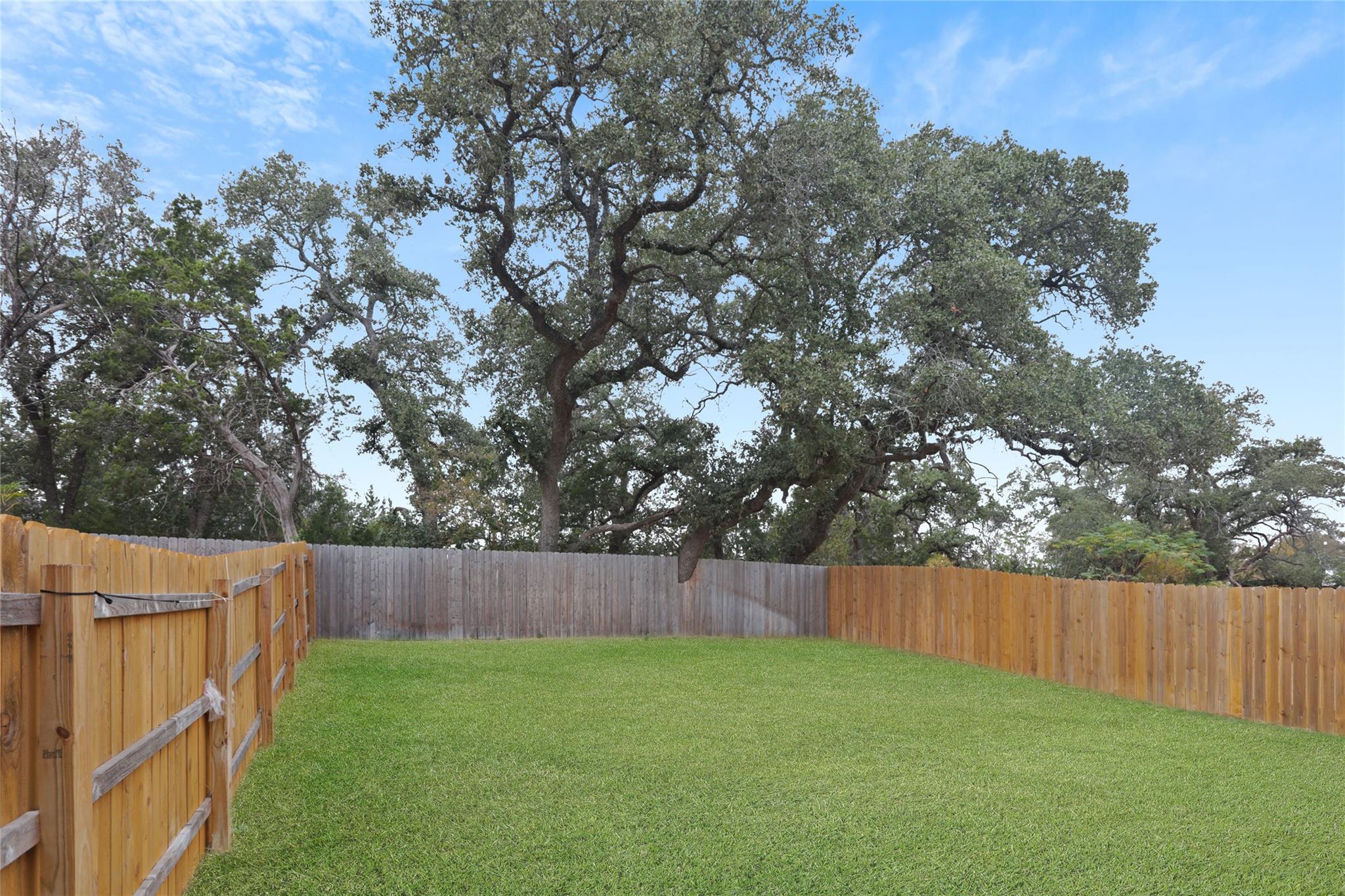 1519 Fenton Hill DR, Leander, TX 78641