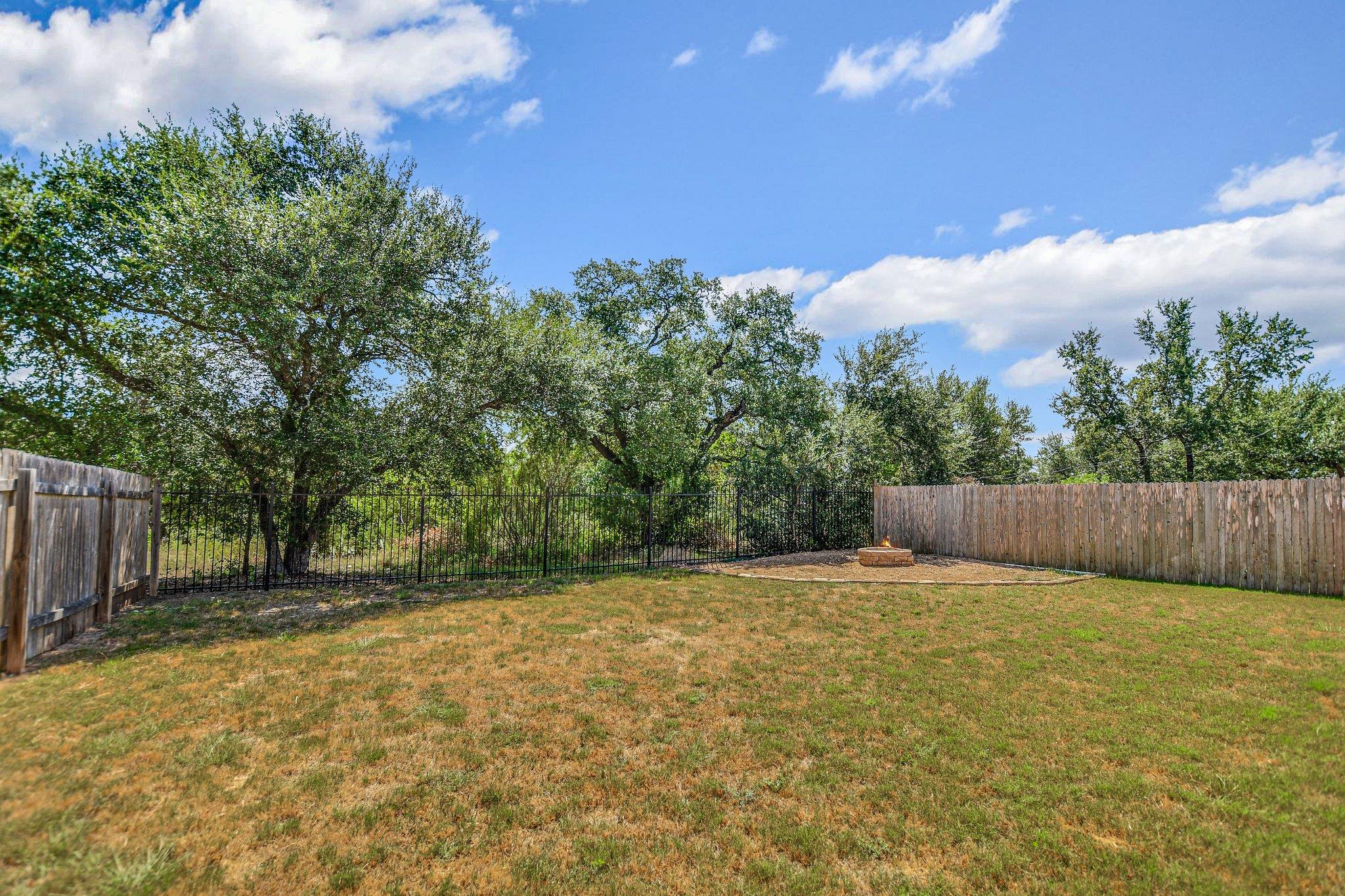 408 Red Matador LN, Leander, TX 78641