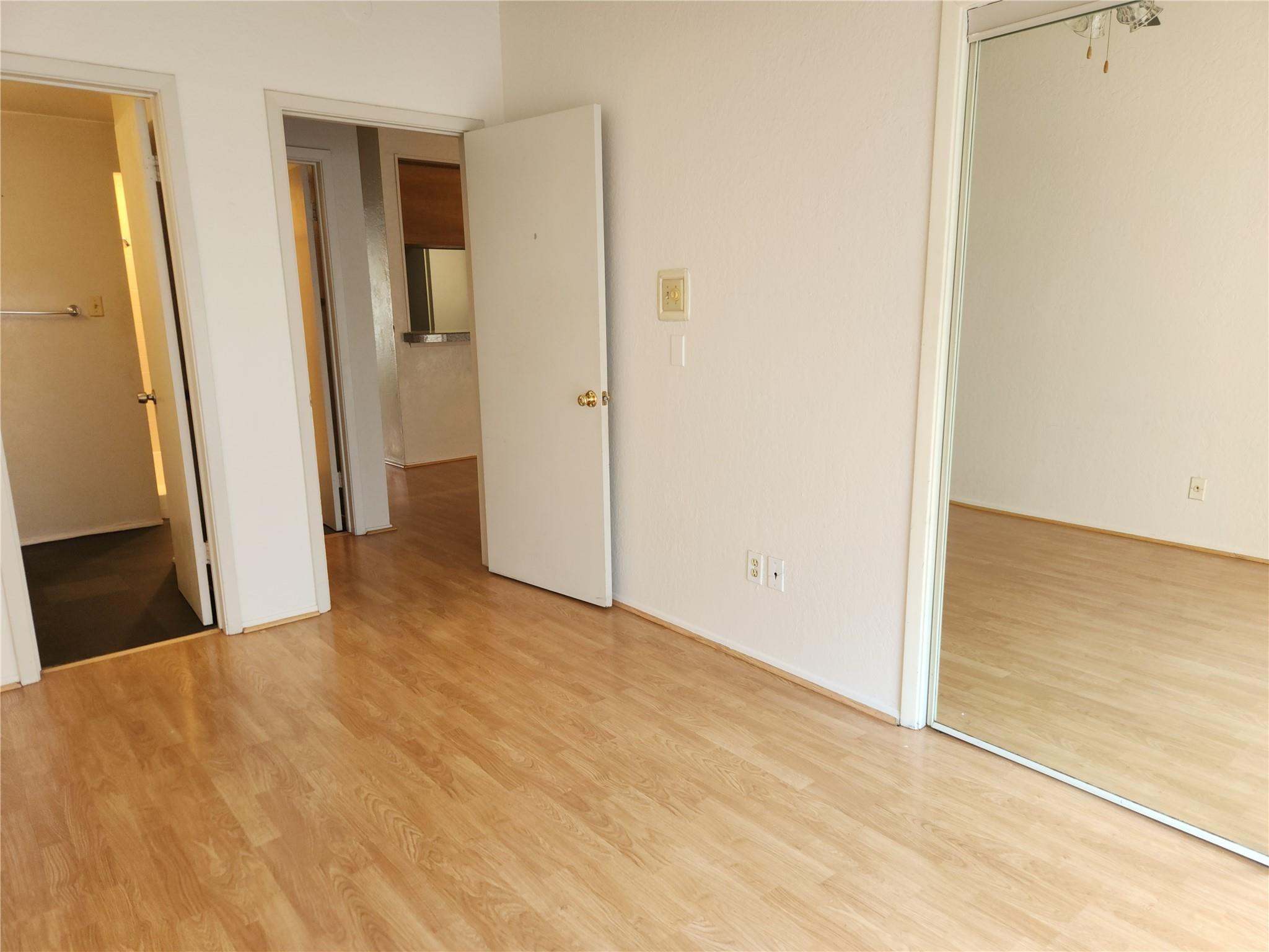 806 W 24th ST #202, Austin, TX 78705