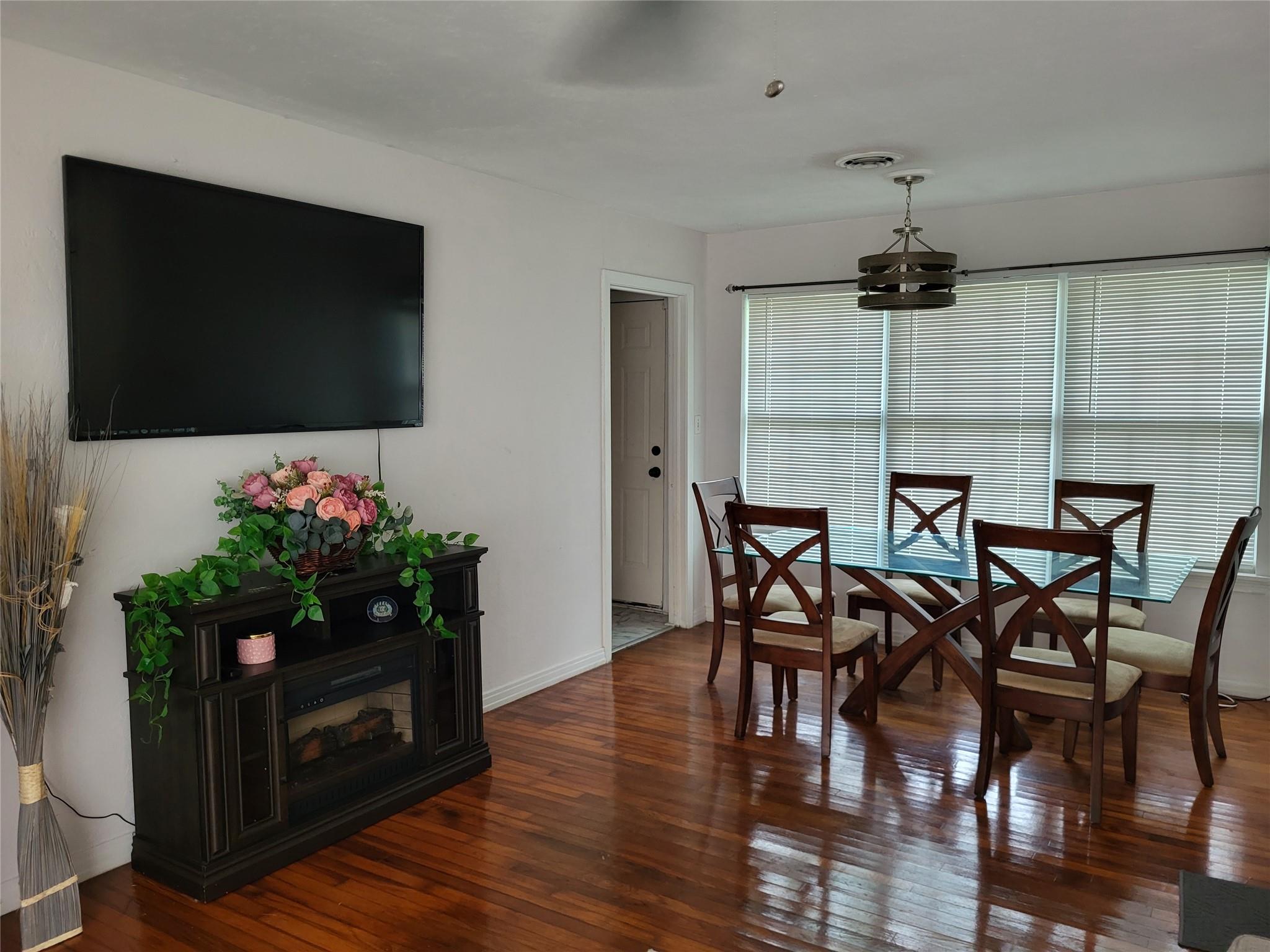 1308 Murray Ave, Rockdale, TX 76567