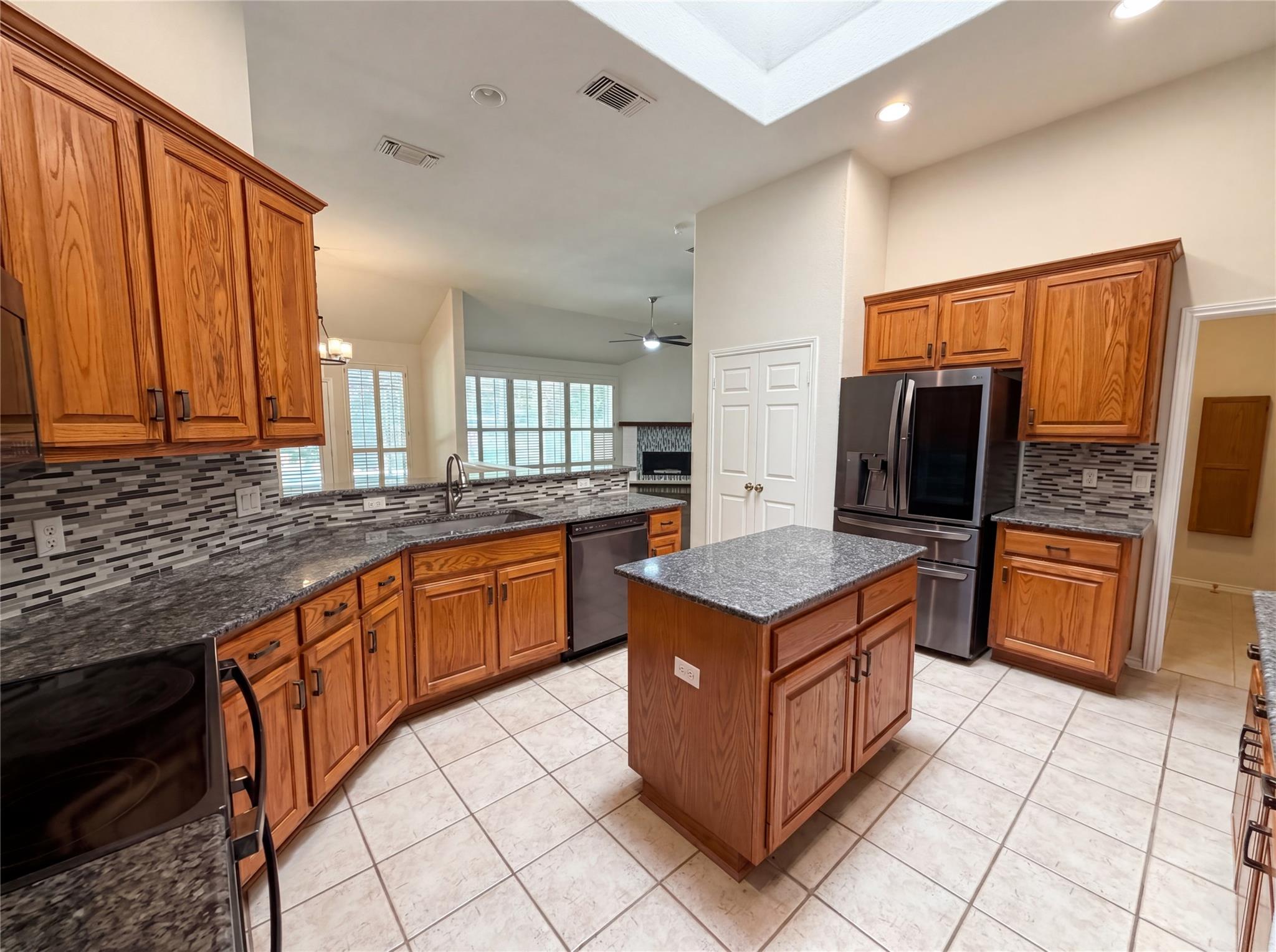117 Brentwood DR, Georgetown, TX 78628