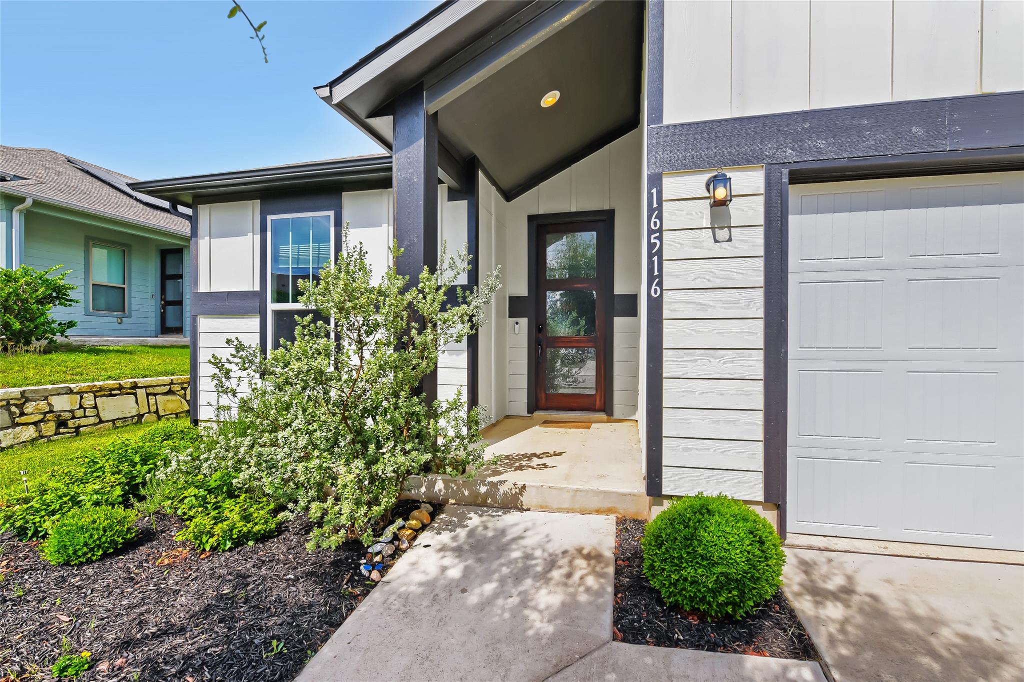 16516 Glimmering RD, Manor, TX 78653
