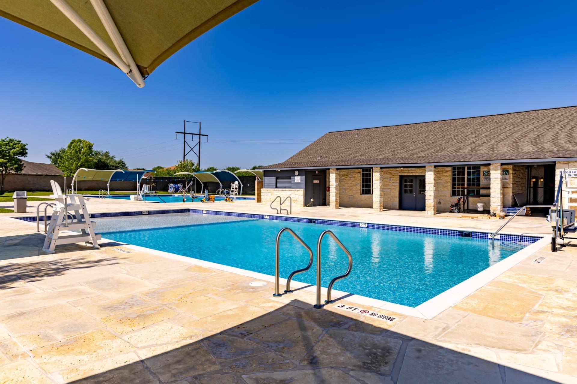 400 Blue Shale DR, Jarrell, TX 76537
