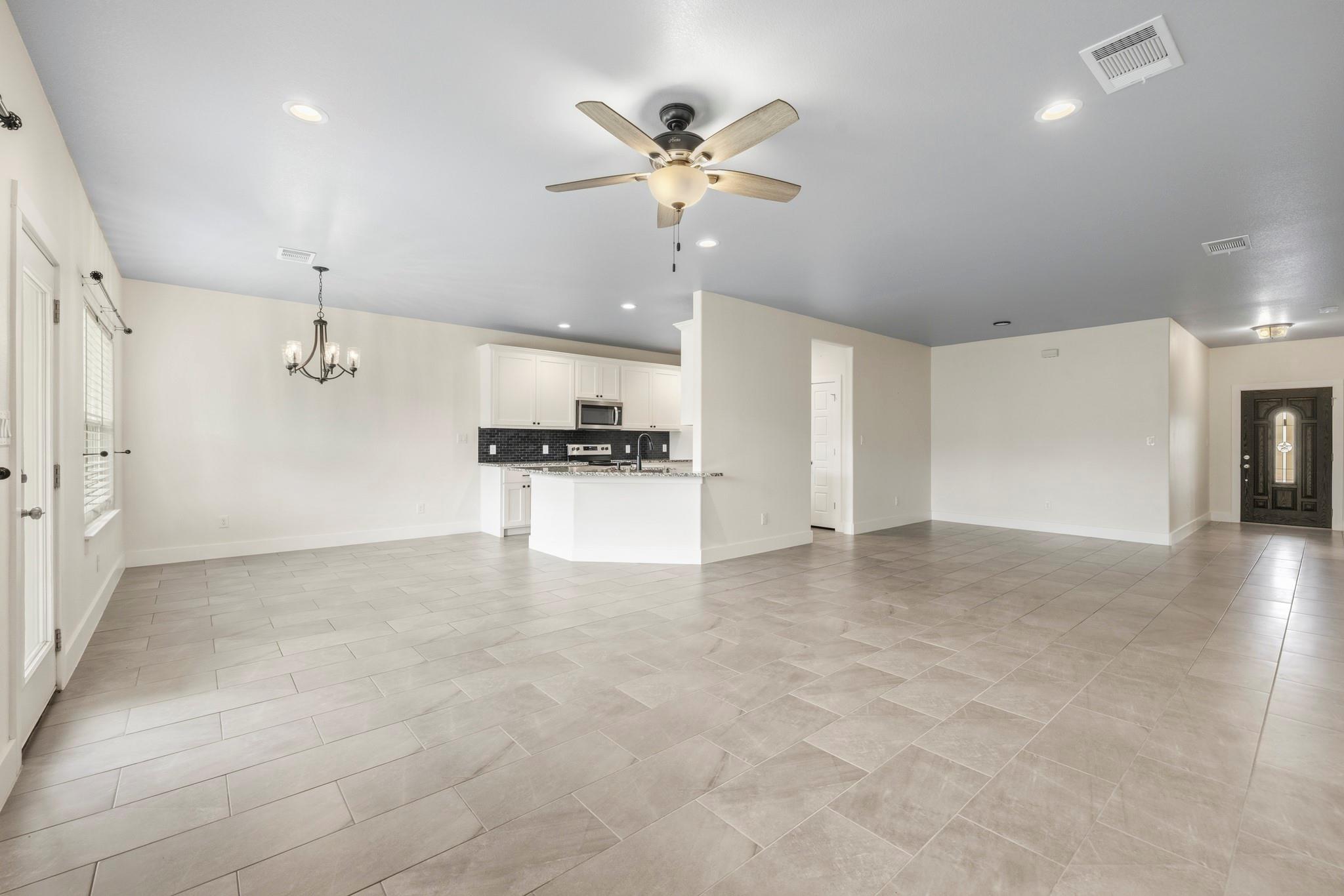 237 Dudley Way, Fredericksburg, TX 78624