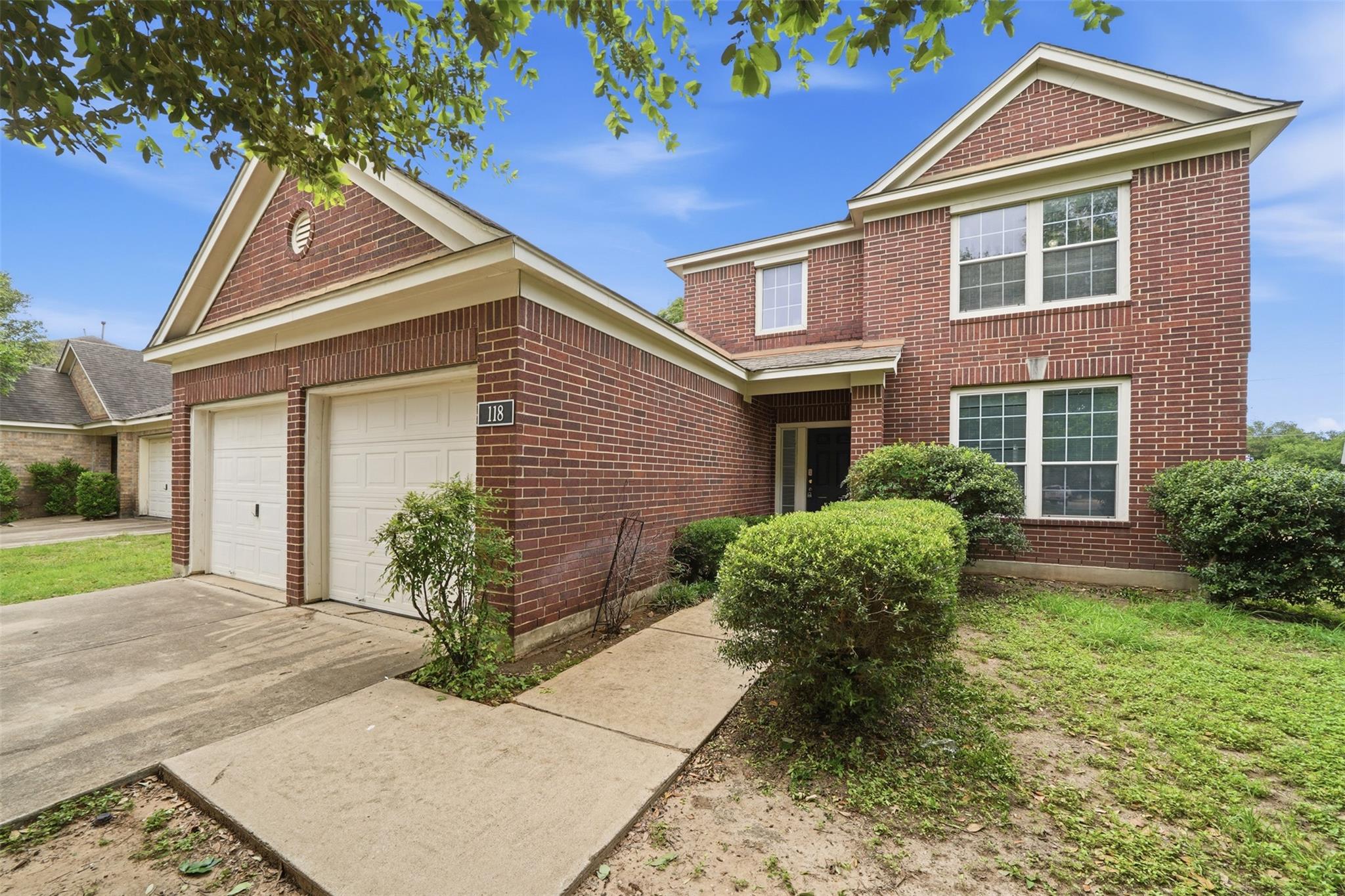 118 Invierno ST, Kyle, TX 78640