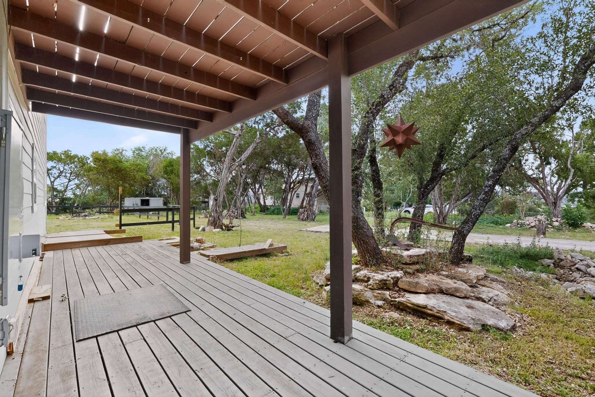 1070 Timberlane DR, Canyon Lake, TX 78133