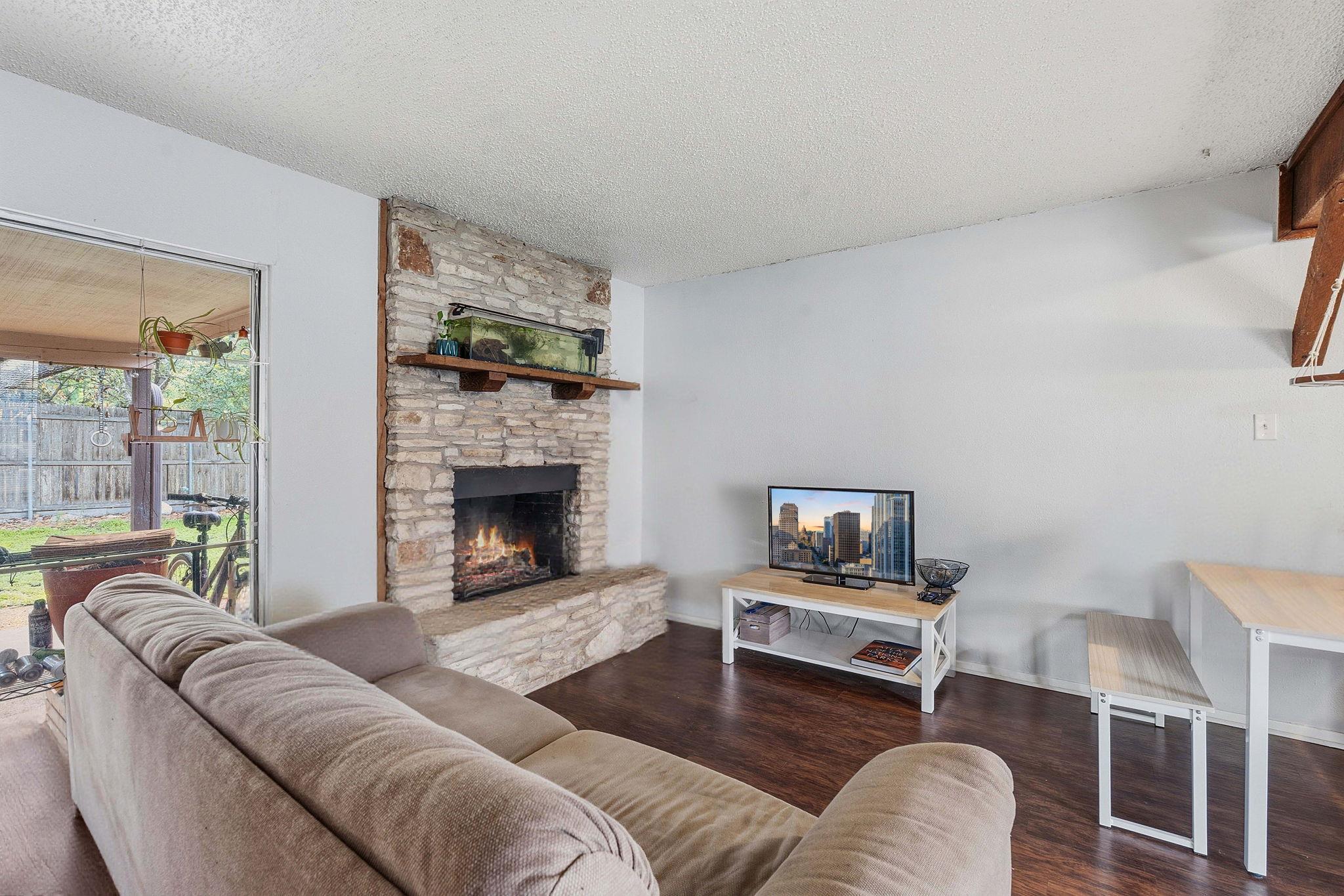 4008 Cima Serena DR #A/B, Austin, TX 78759