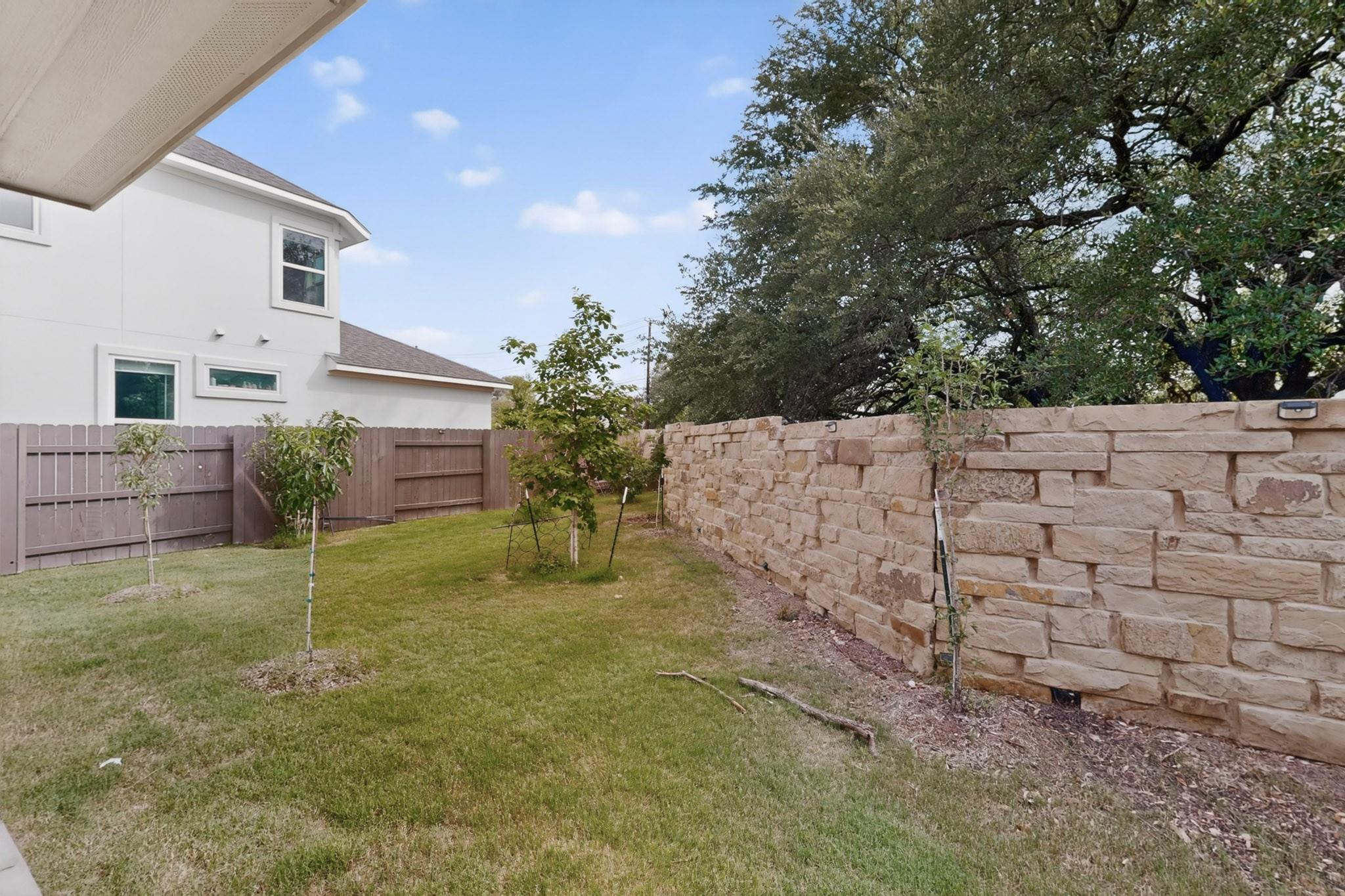 2605 Sam Bass RD #9, Round Rock, TX 78681