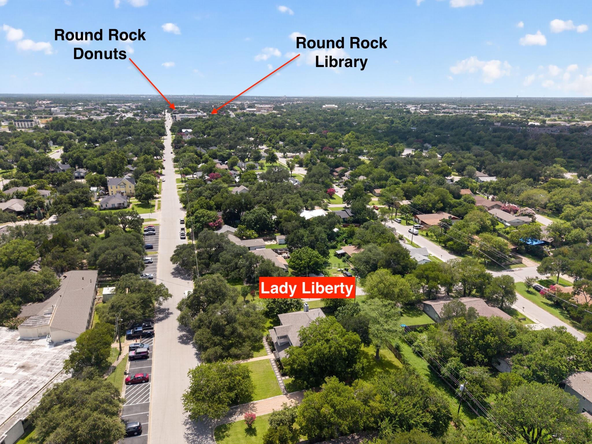 1104 E Liberty Ave, Round Rock, TX 78664