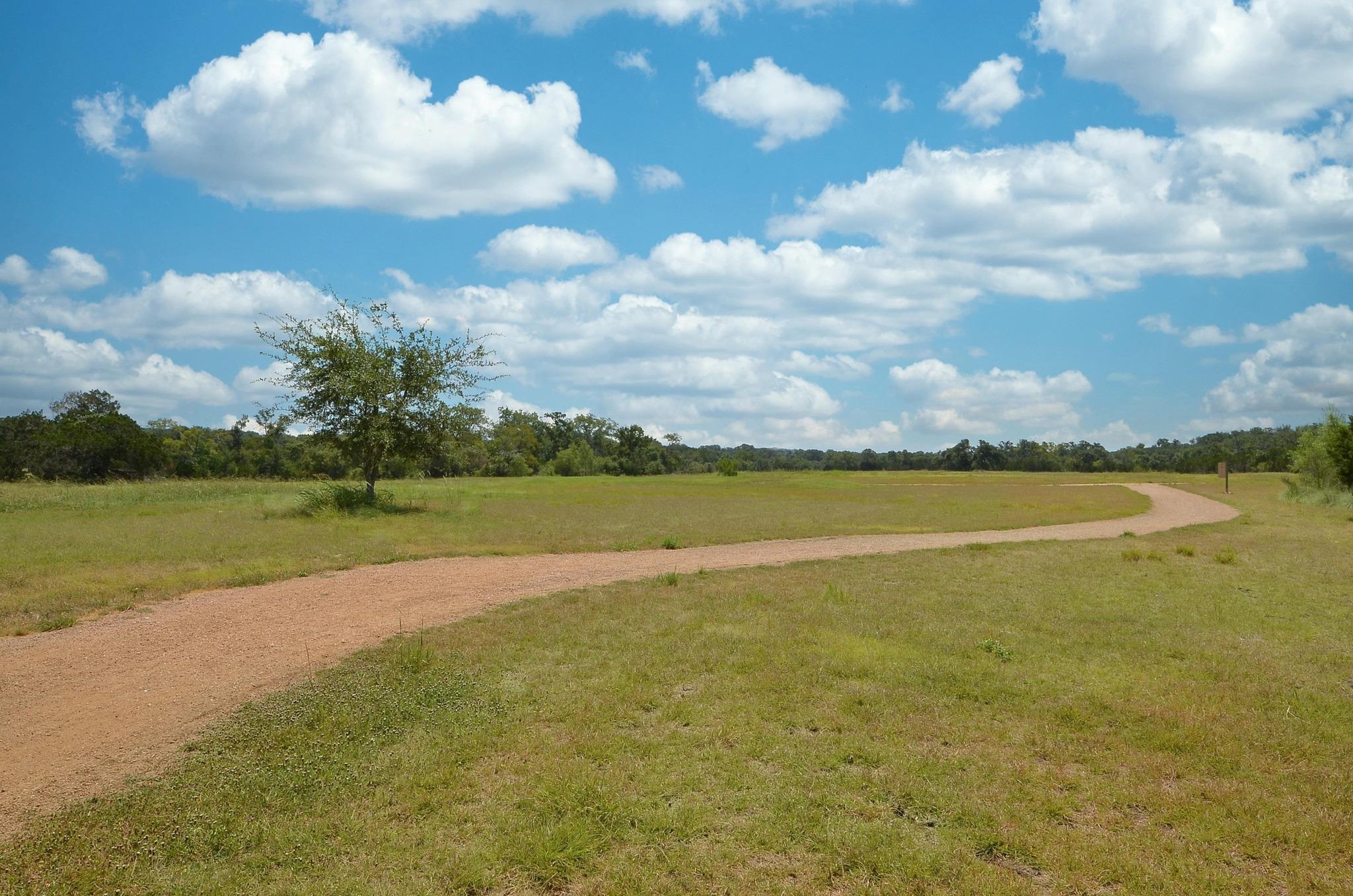 130 Granite LN, Austin, TX 78737