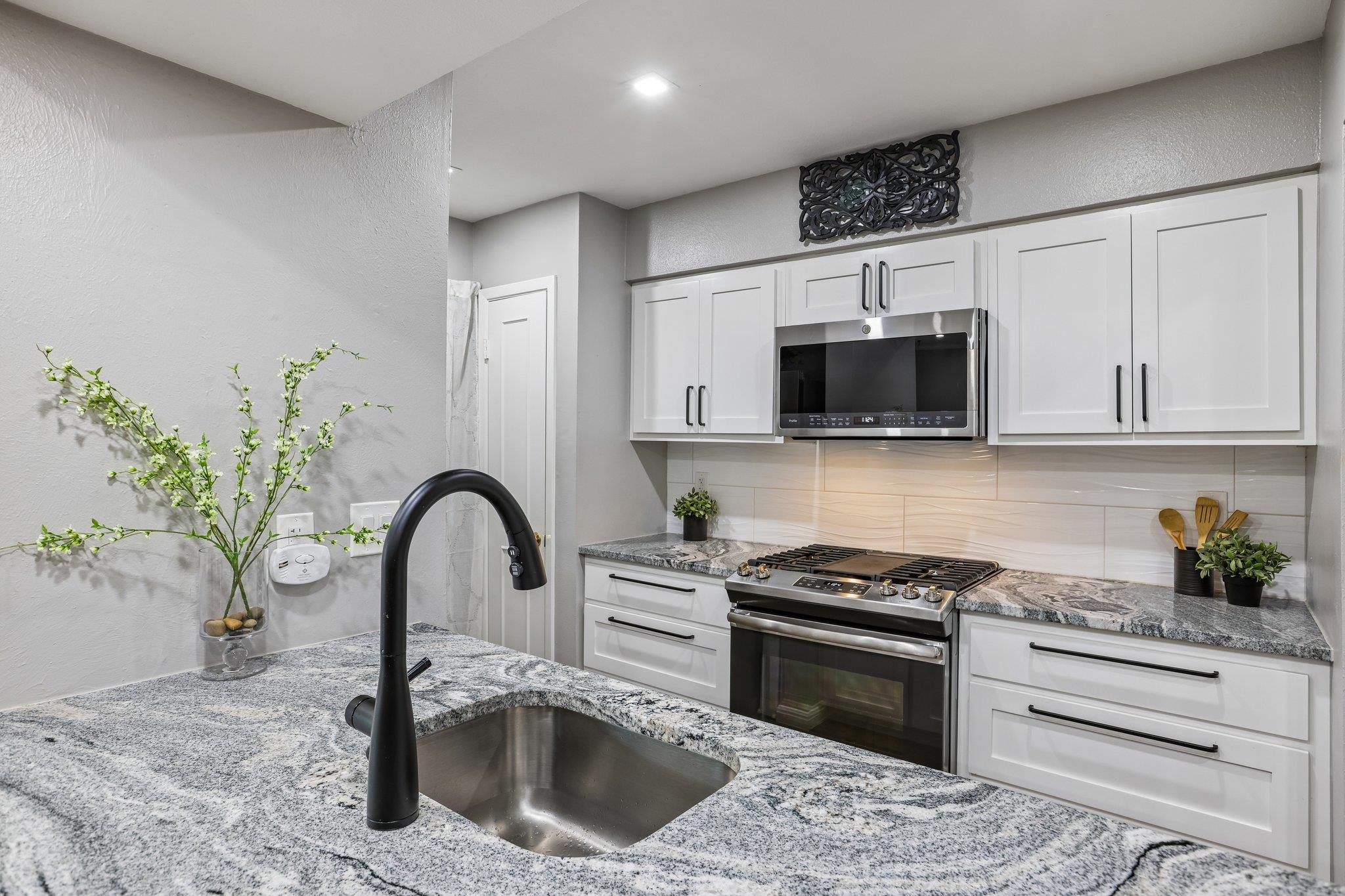 7920 Rockwood LN #249, Austin, TX 78757