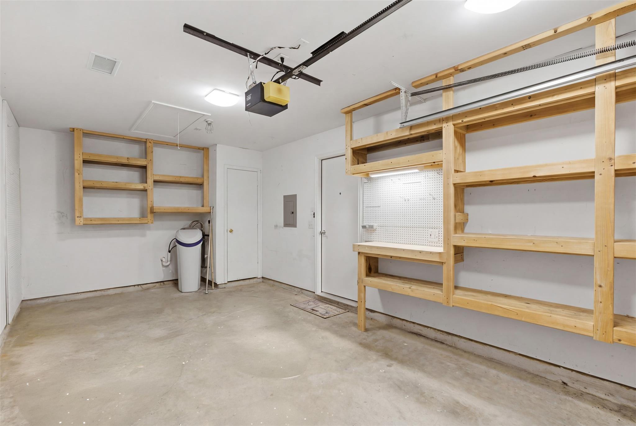 112 Prairie Springs Loop, Georgetown, TX 78626