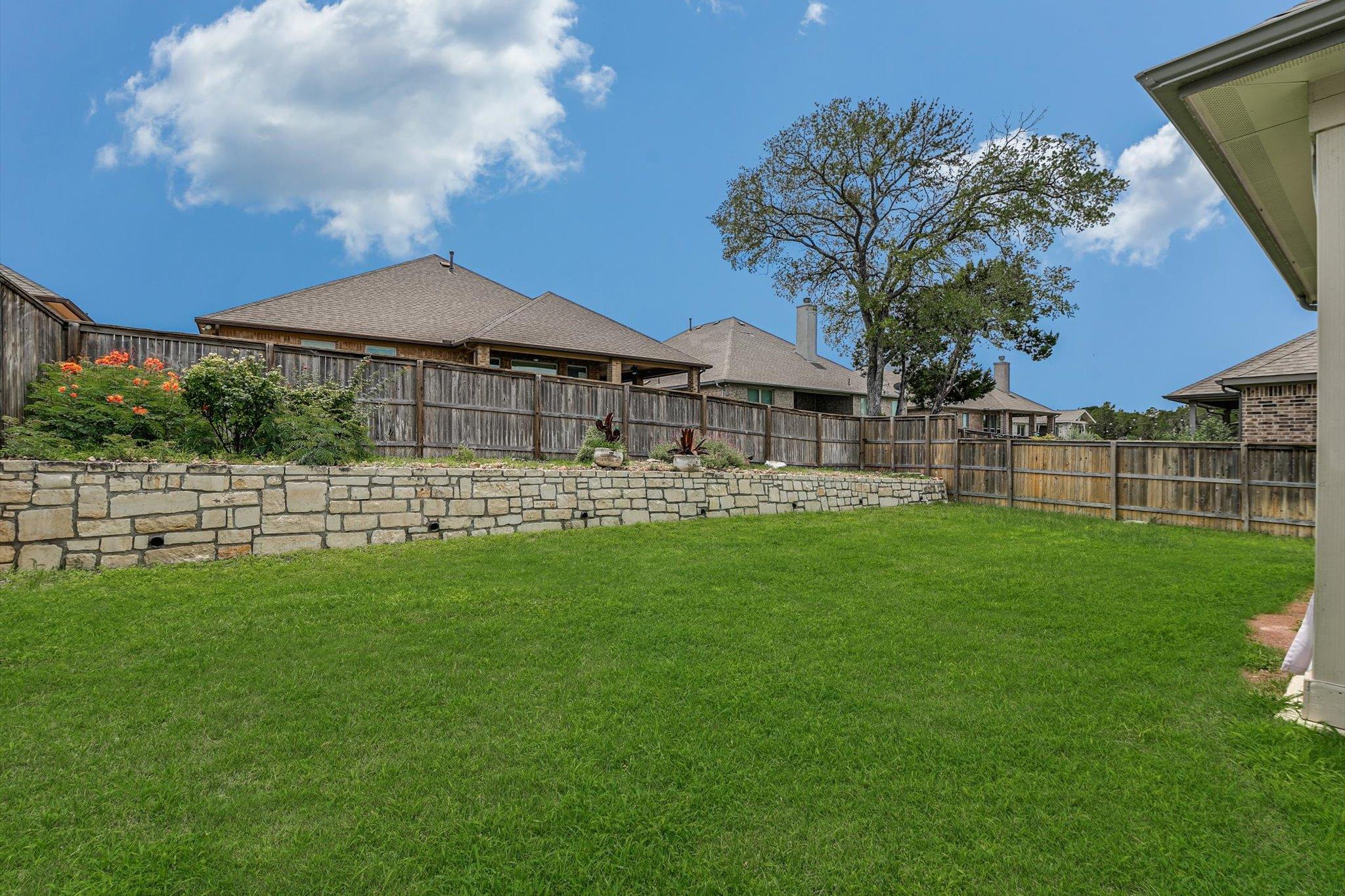 230 Sigel Ave, New Braunfels, TX 78132