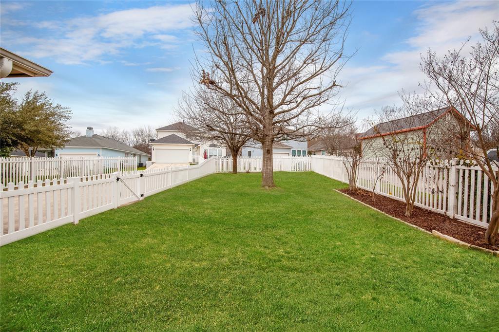 281 Hutton DR, Kyle, TX 78640