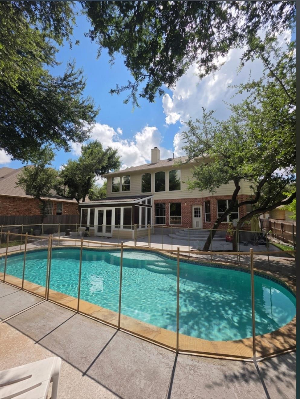 1239 Pine Forest CIR, Round Rock, TX 78665