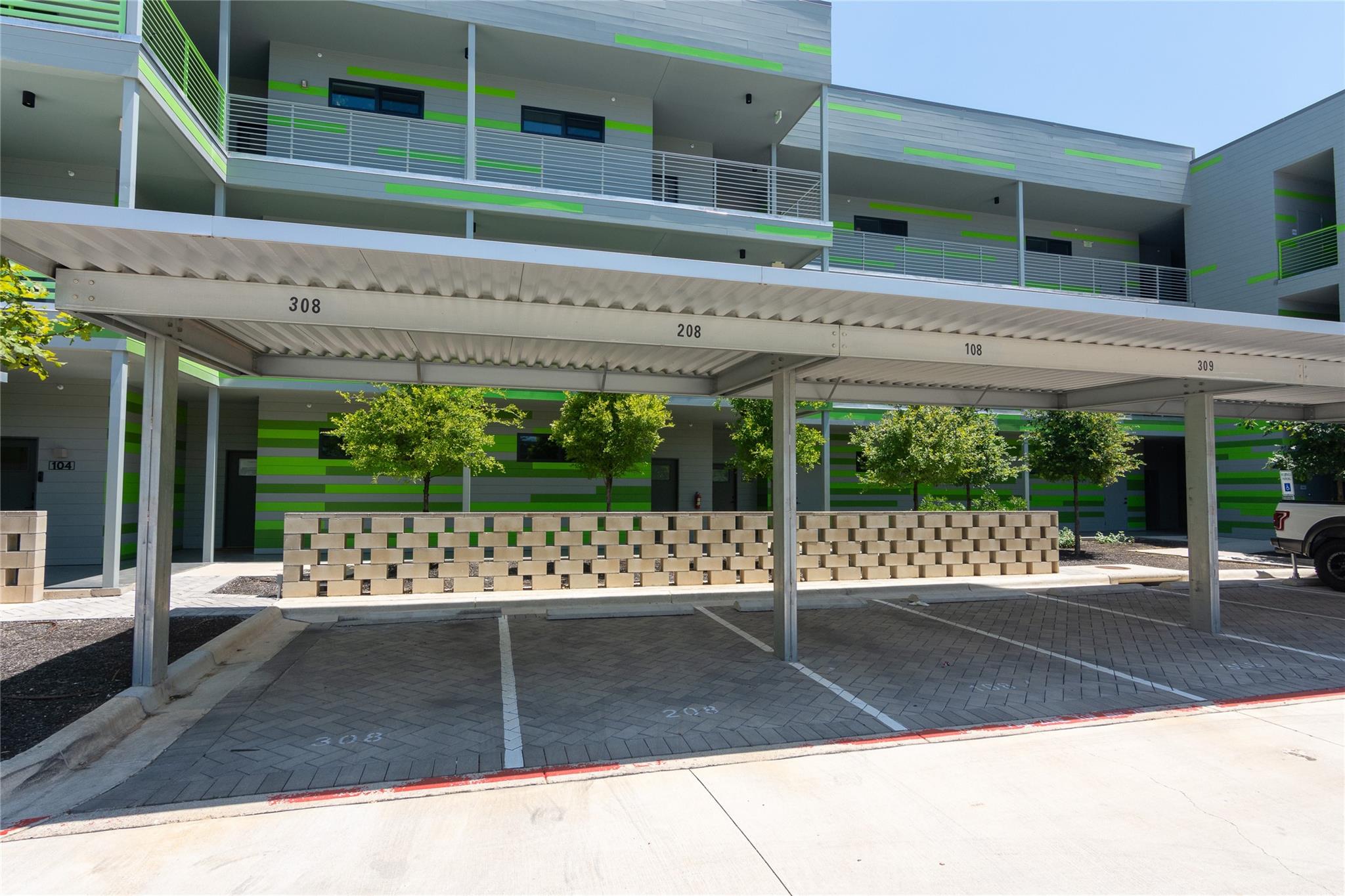4004 Banister LN #208, Austin, TX 78704